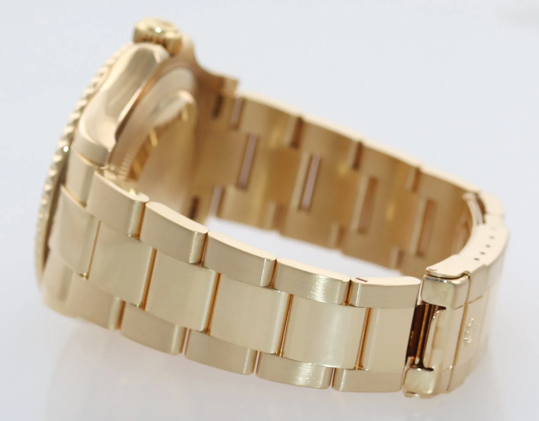 2010 Rolex Yacht-Master 18k Yellow Gold White Watch ENGRAVED REHAUT Box