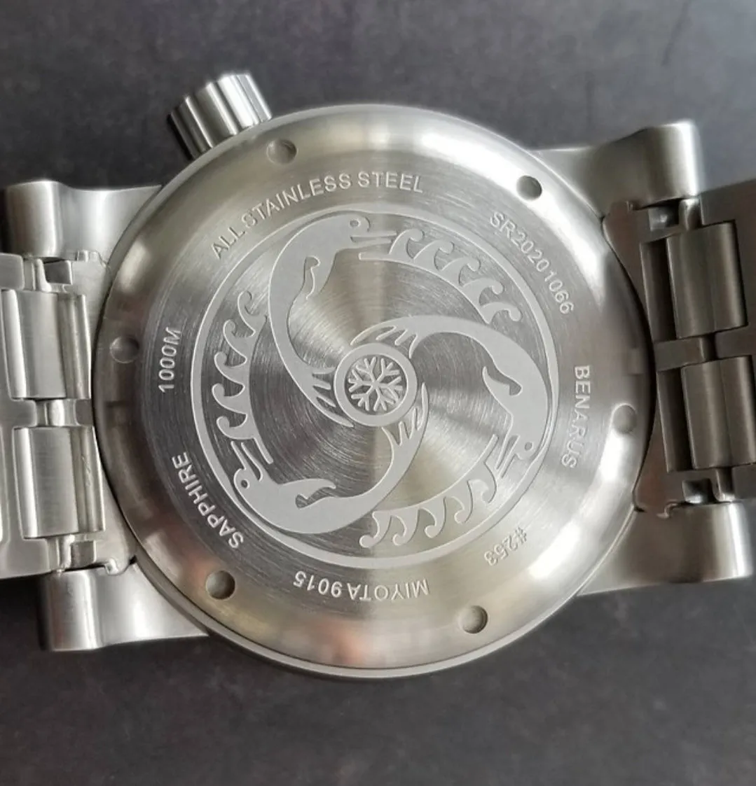 Benarus Dive Watch Mako Red 44mm