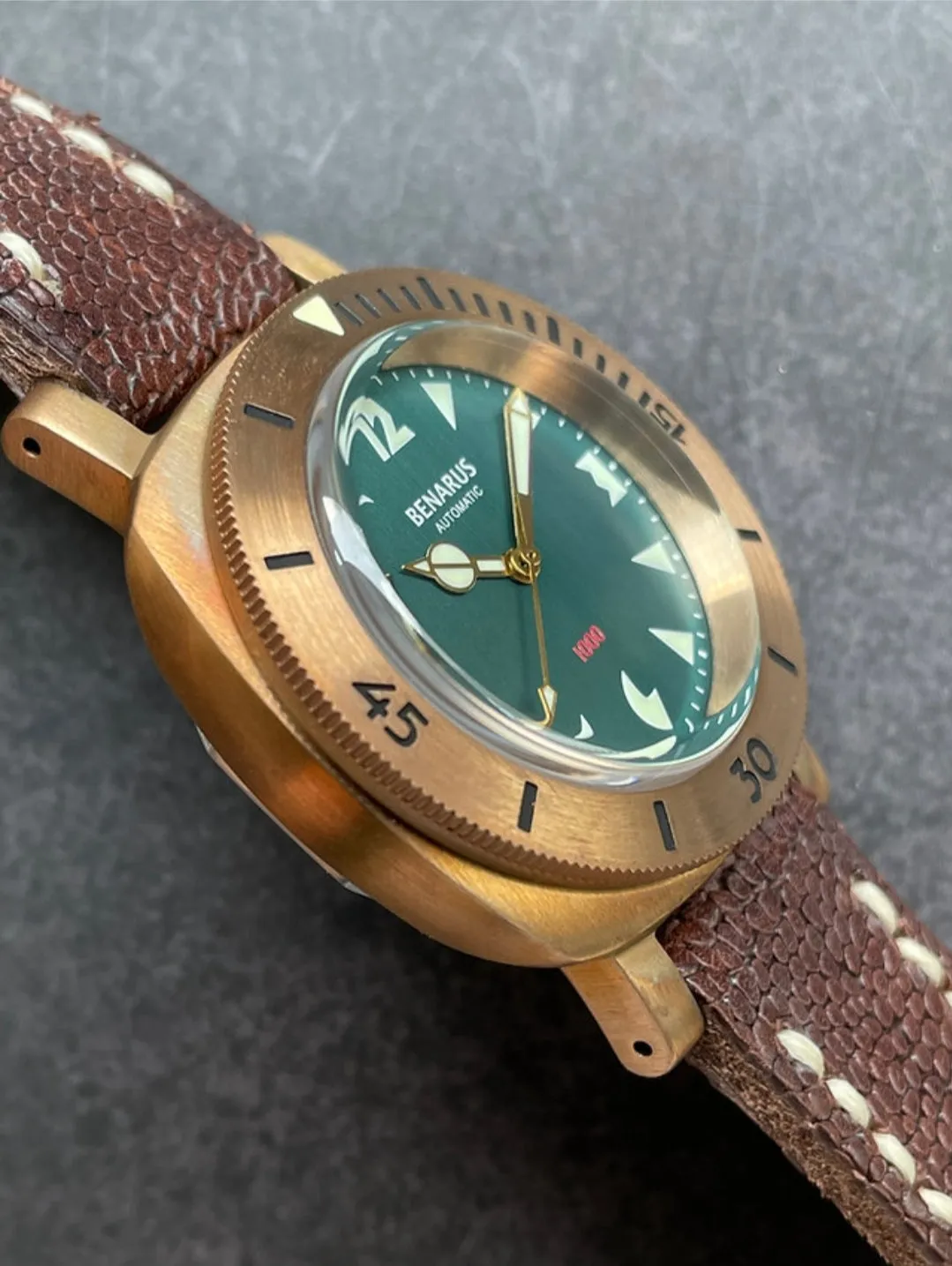 Benarus Moray Watch 38 bronze brushed teal C3 lume