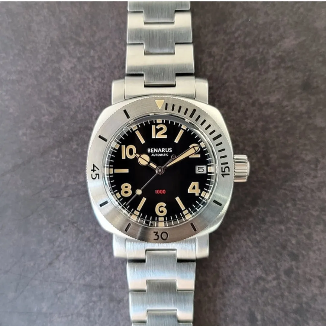 Benarus Moray Watch 38 steel black numbers dial vintage lume date