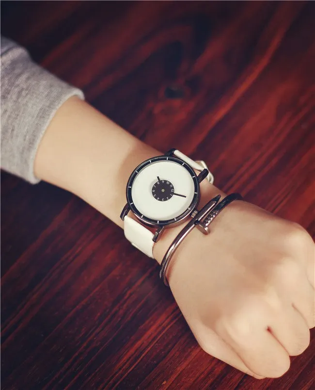 Black and White Unisex Quartz Clock Watch