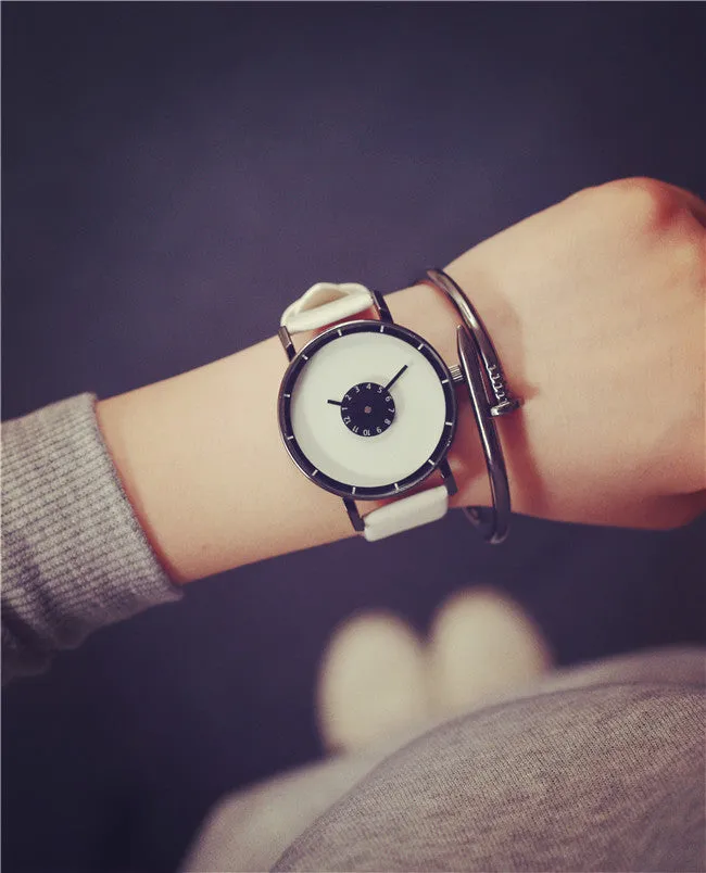 Black and White Unisex Quartz Clock Watch