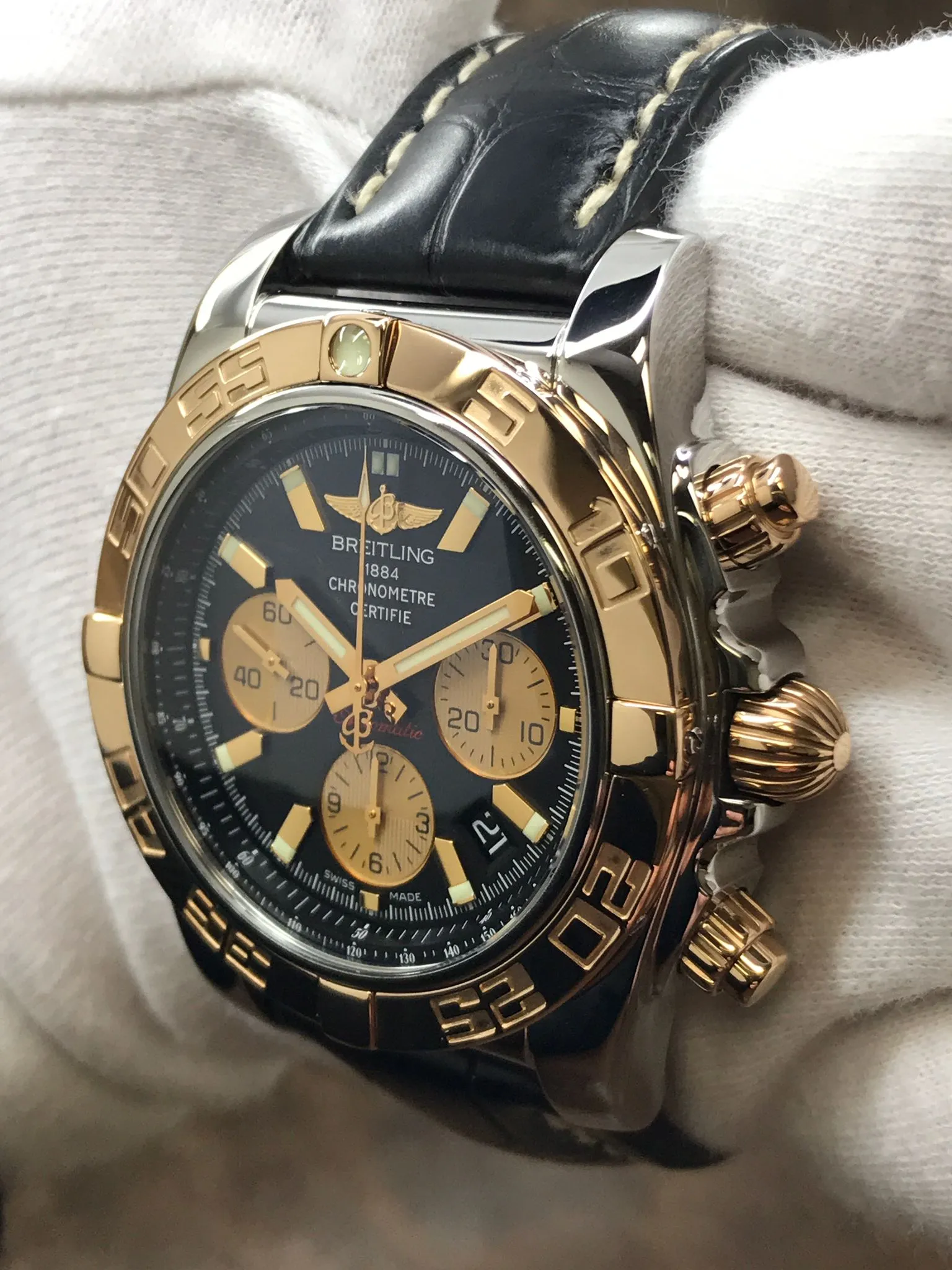 Breitling Chronomat 44mm CB0110 Black Dial Automatic Men's Watch