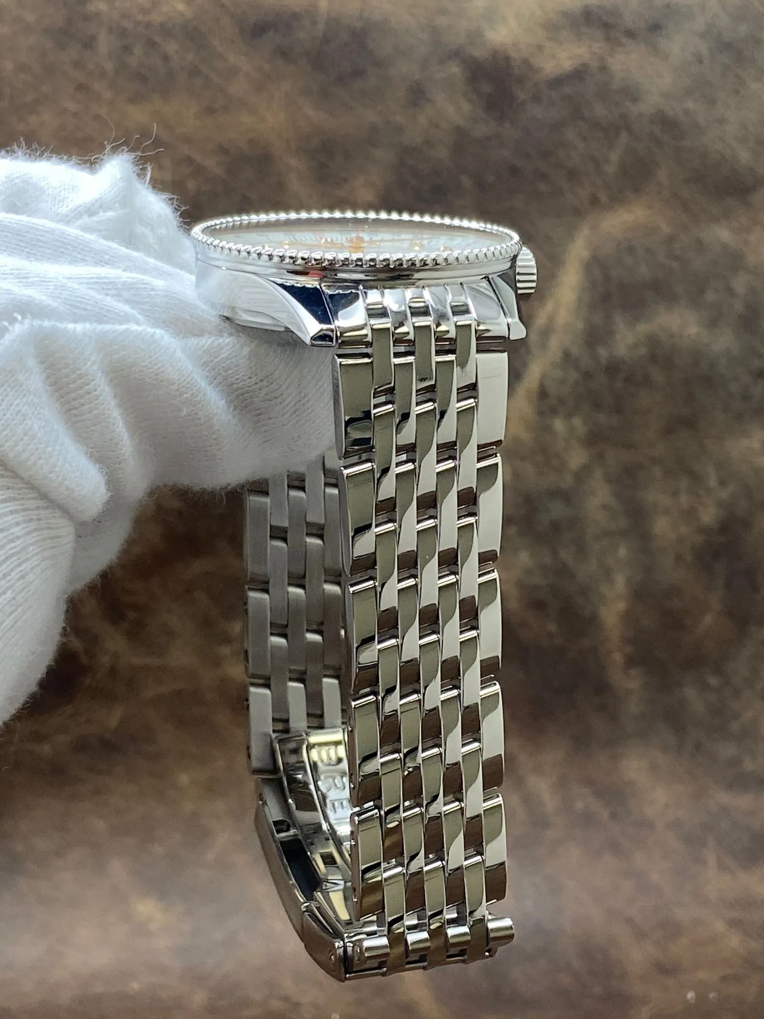 Breitling Navitimer 35mm A17395211A1A1 MOP Diamond Dial Automatic Women's Watch