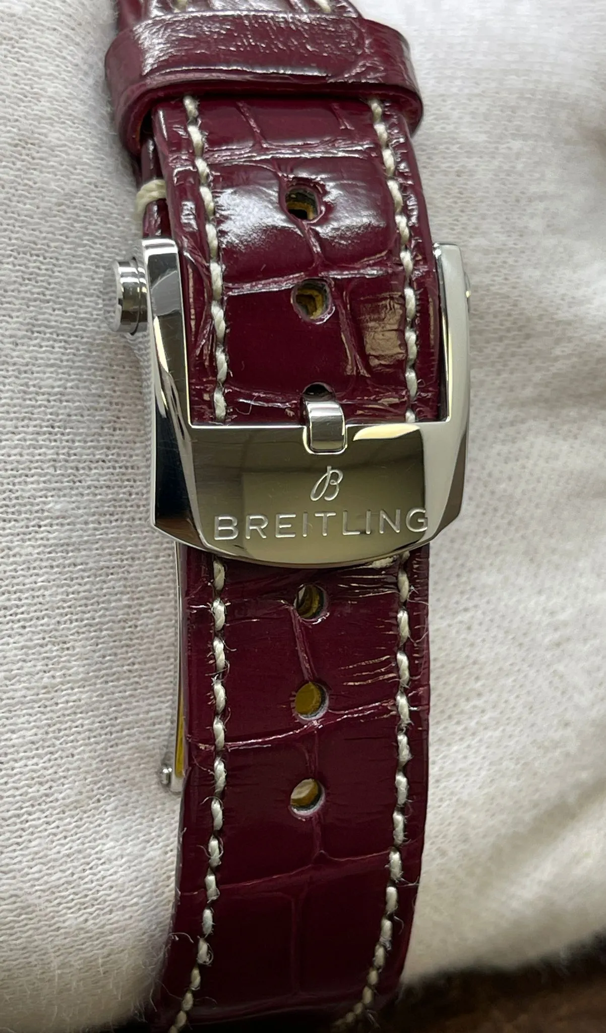 Breitling Navitimer 36mm A17327 White Dial Automatic Watch