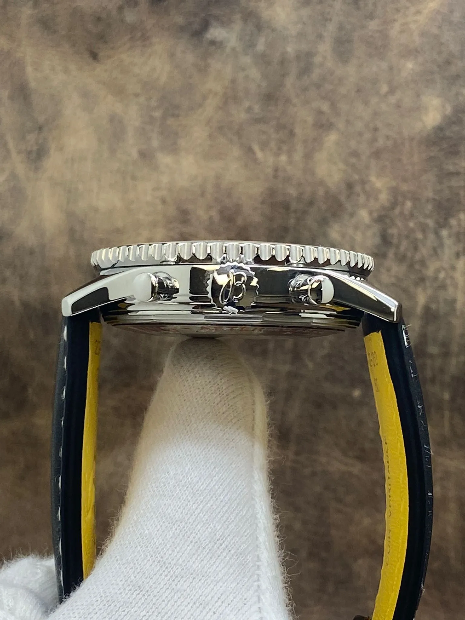 Breitling Navitimer Cosmonaute L.E 1962pcs Carpenter Aurora Mercury  AB0210 Black Panda Dial Manual Winding Men's Watch