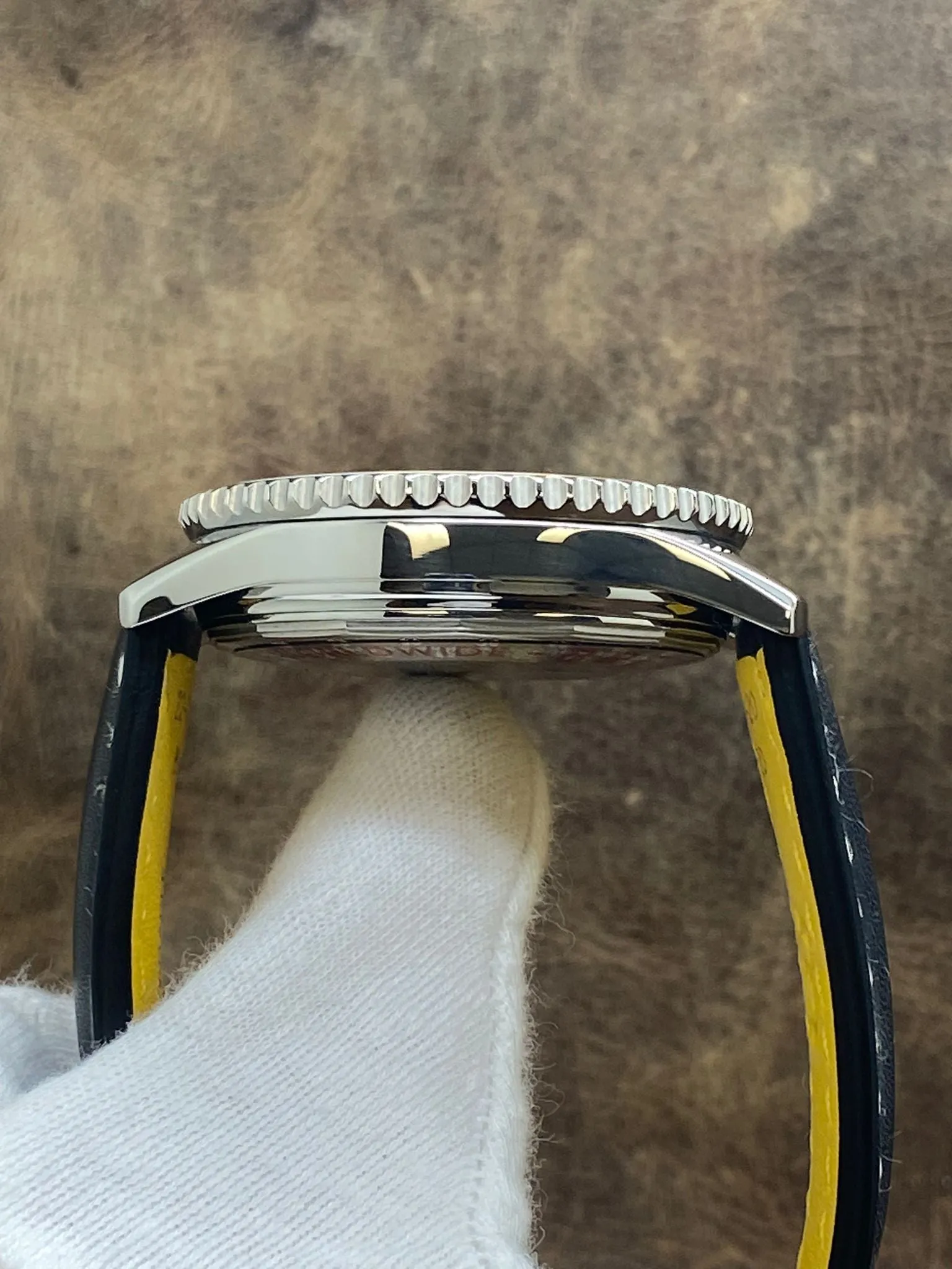 Breitling Navitimer Cosmonaute L.E 1962pcs Carpenter Aurora Mercury  AB0210 Black Panda Dial Manual Winding Men's Watch