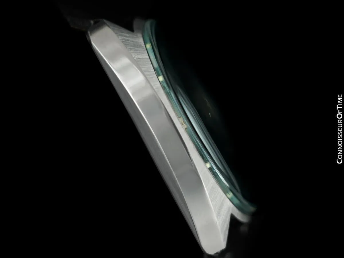c. 1969 Omega Seamaster Cosmic Vintage Mens Cal. 565 Automatic Watch with Tiffany Blue Dial - Stainless Steel