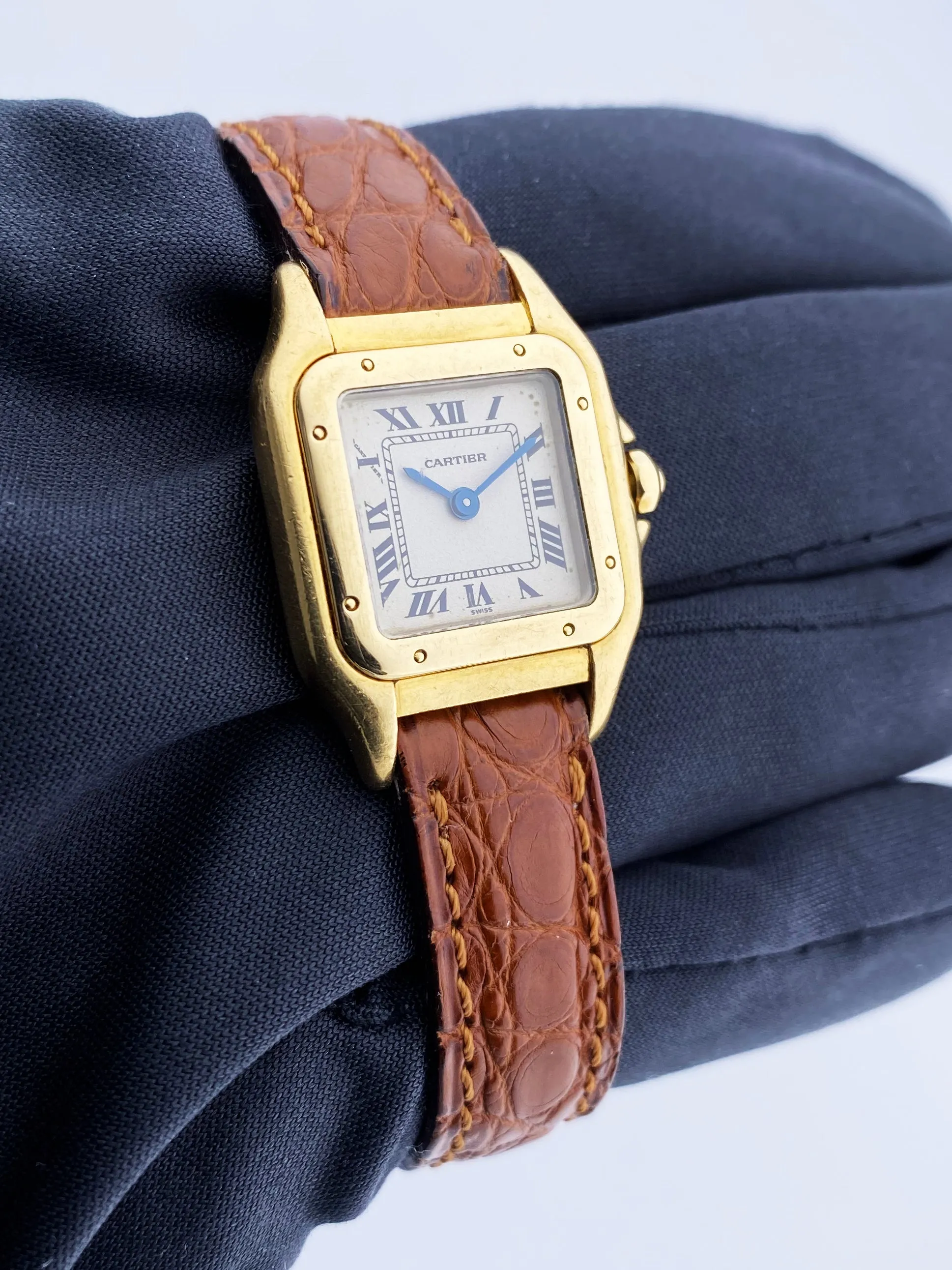 Cartier Panthere 8057929 18K Yellow Gold Ladies Watch