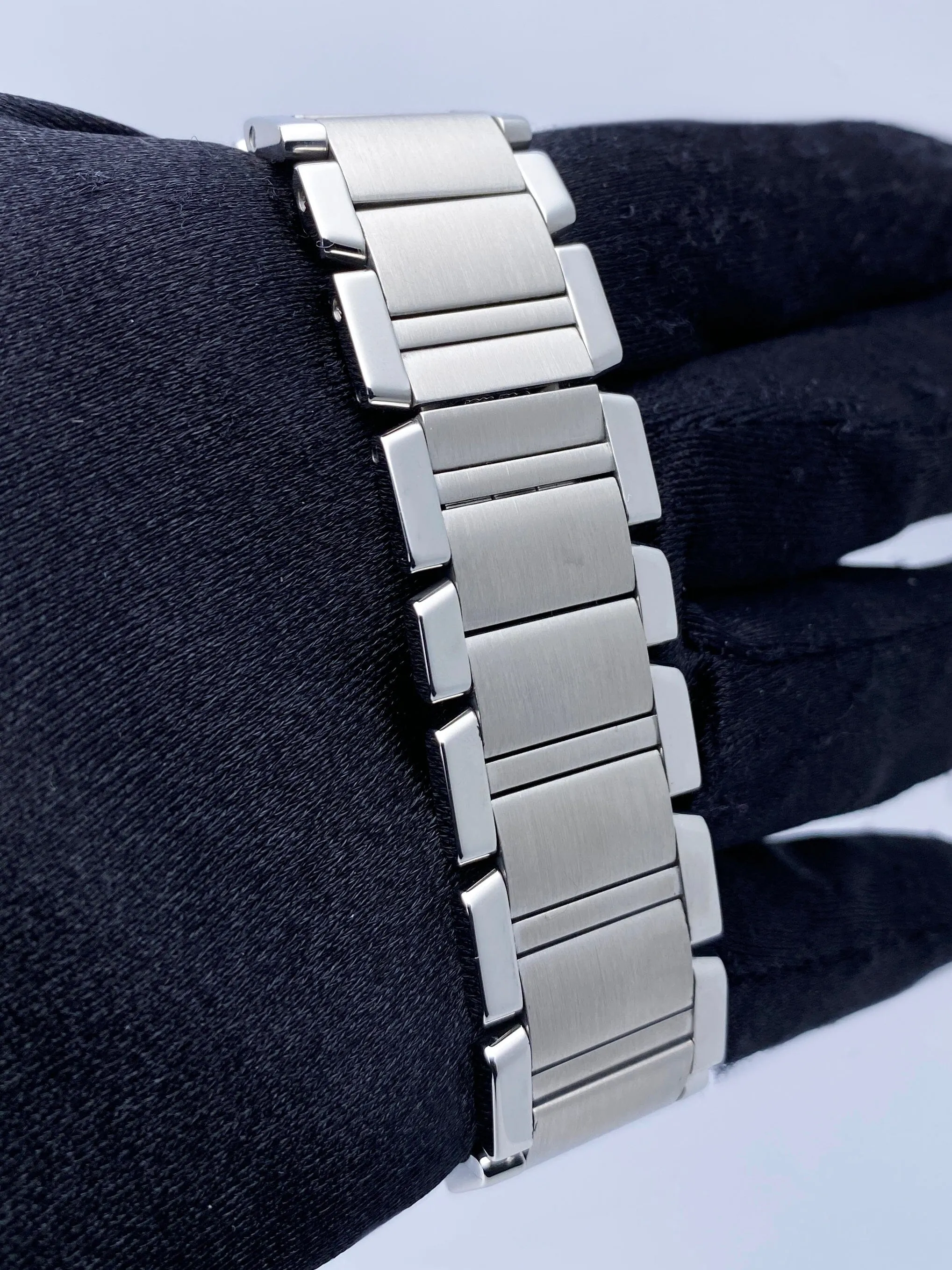 Cartier Tank Francaise W51002Q3 Stainless Steel Mens Watch