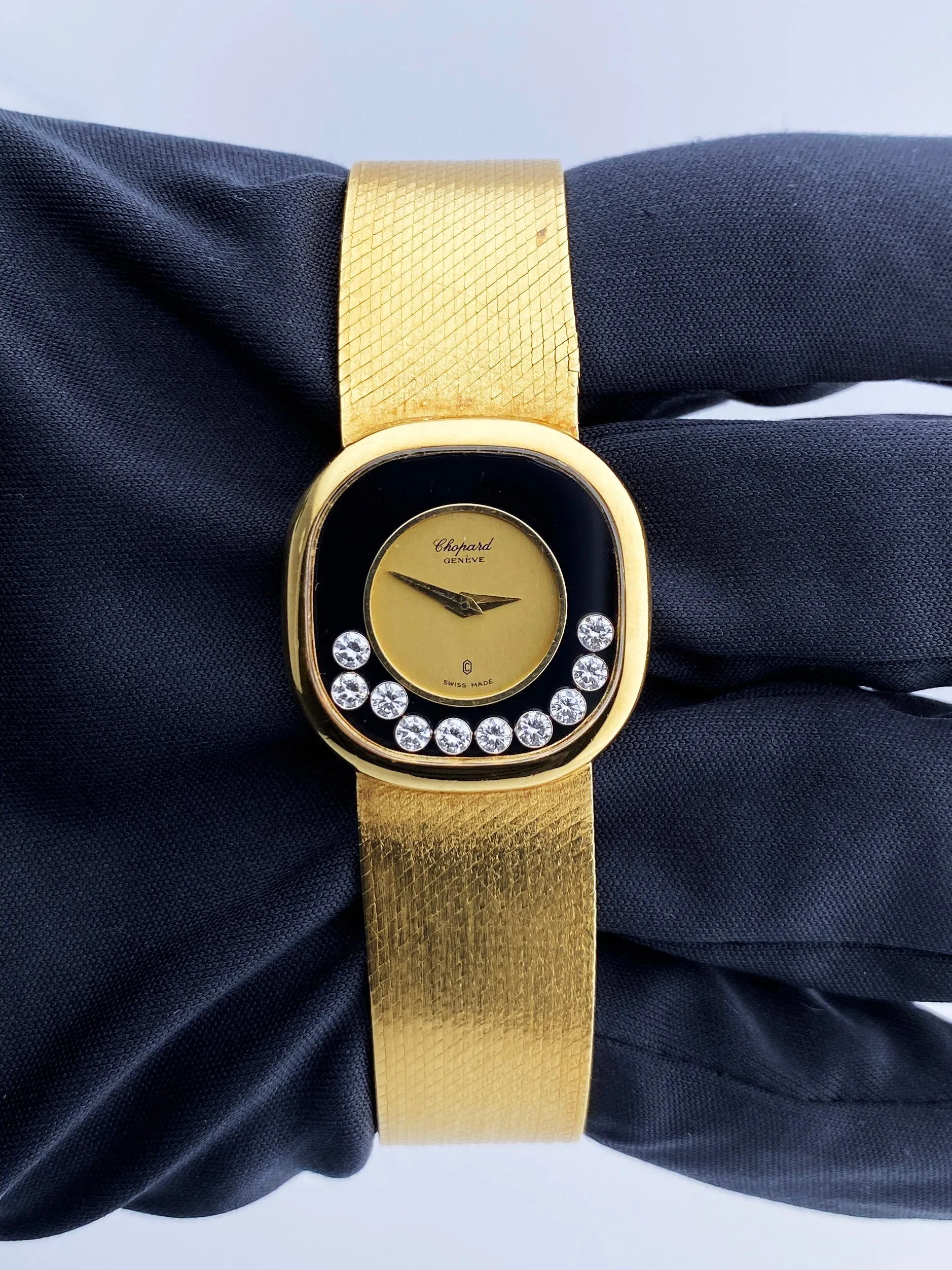 Chopard Happy Diamonds 5157 18K Yellow Gold Ladies Watch