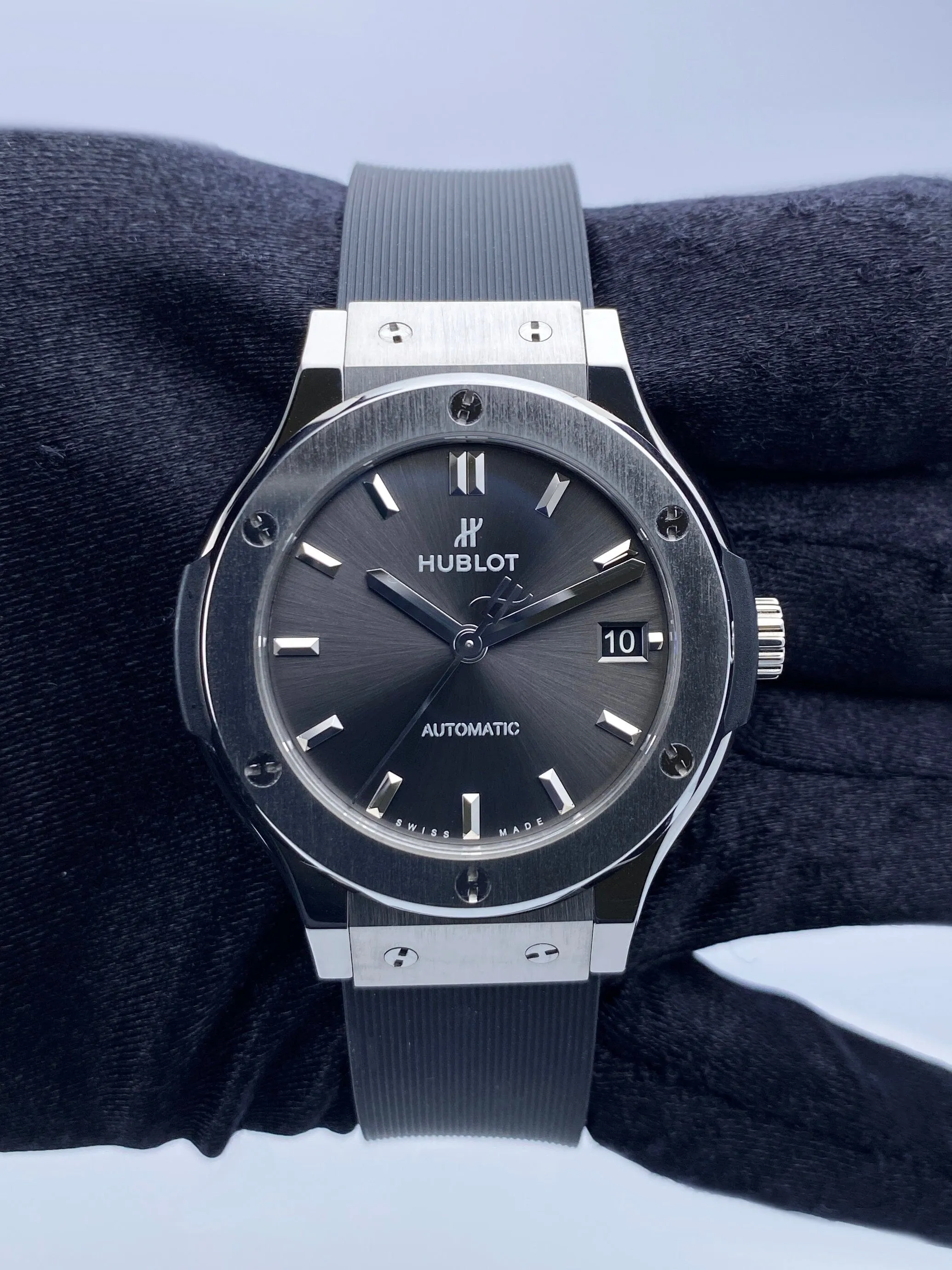 Hublot Classic Fusion 565.NX.7071.RX Titanium Mens Watch