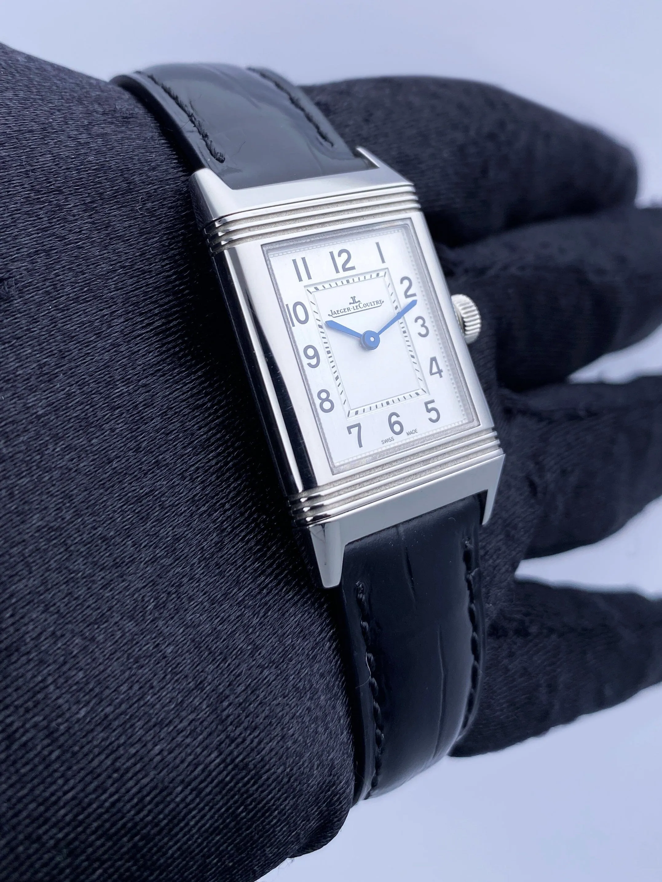 Jaeger-LeCoultre Reverso Classic Q2618540 Small Ladies Watch Box Papers