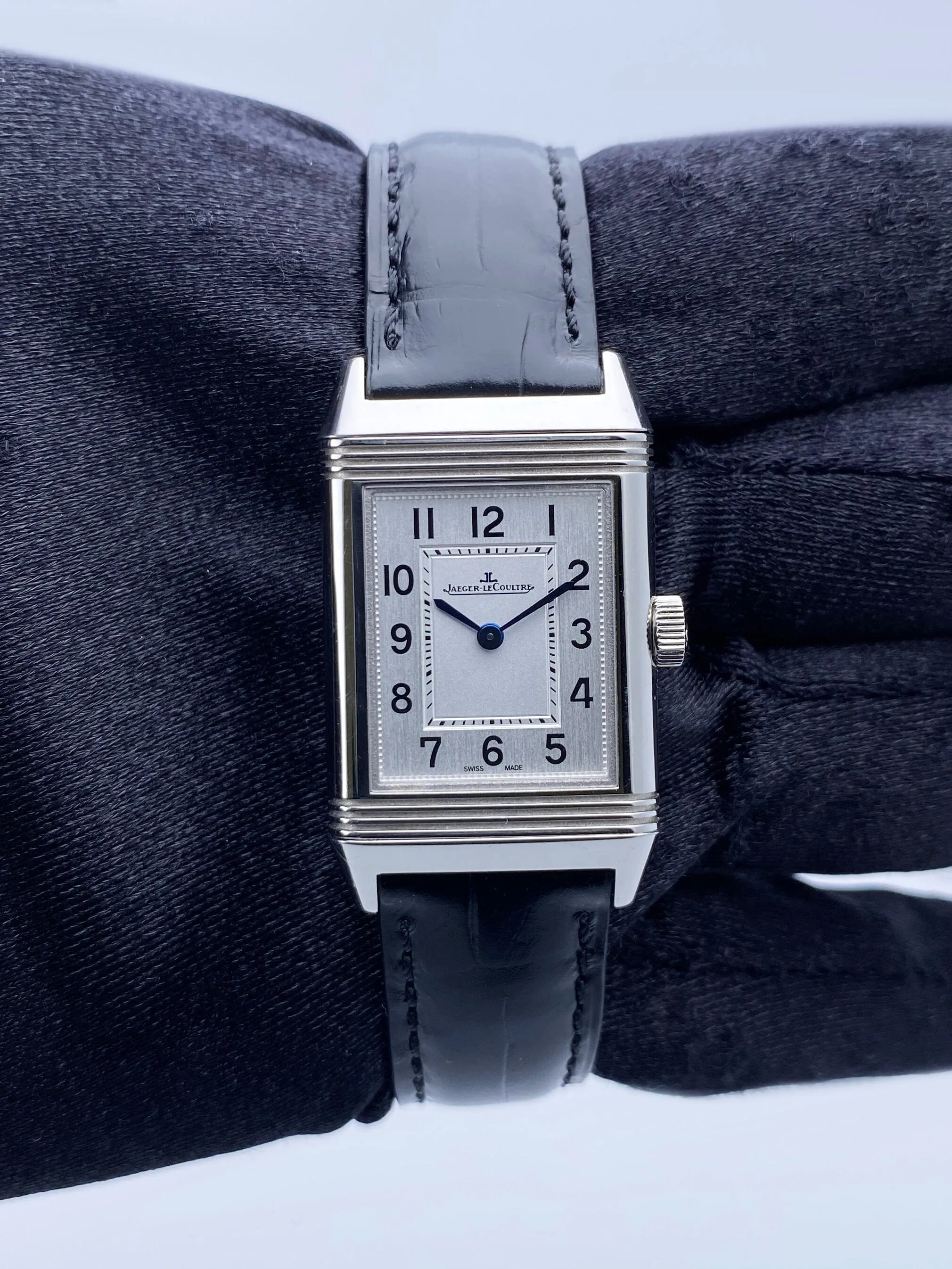 Jaeger-LeCoultre Reverso Classic Q2618540 Small Ladies Watch Box Papers