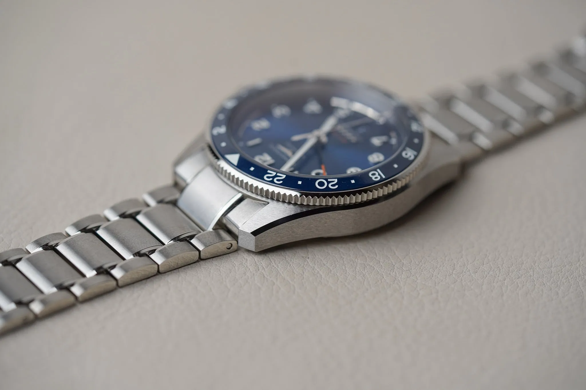 Longines Spirit Zulu Time 42mm L3.812.4.93.6