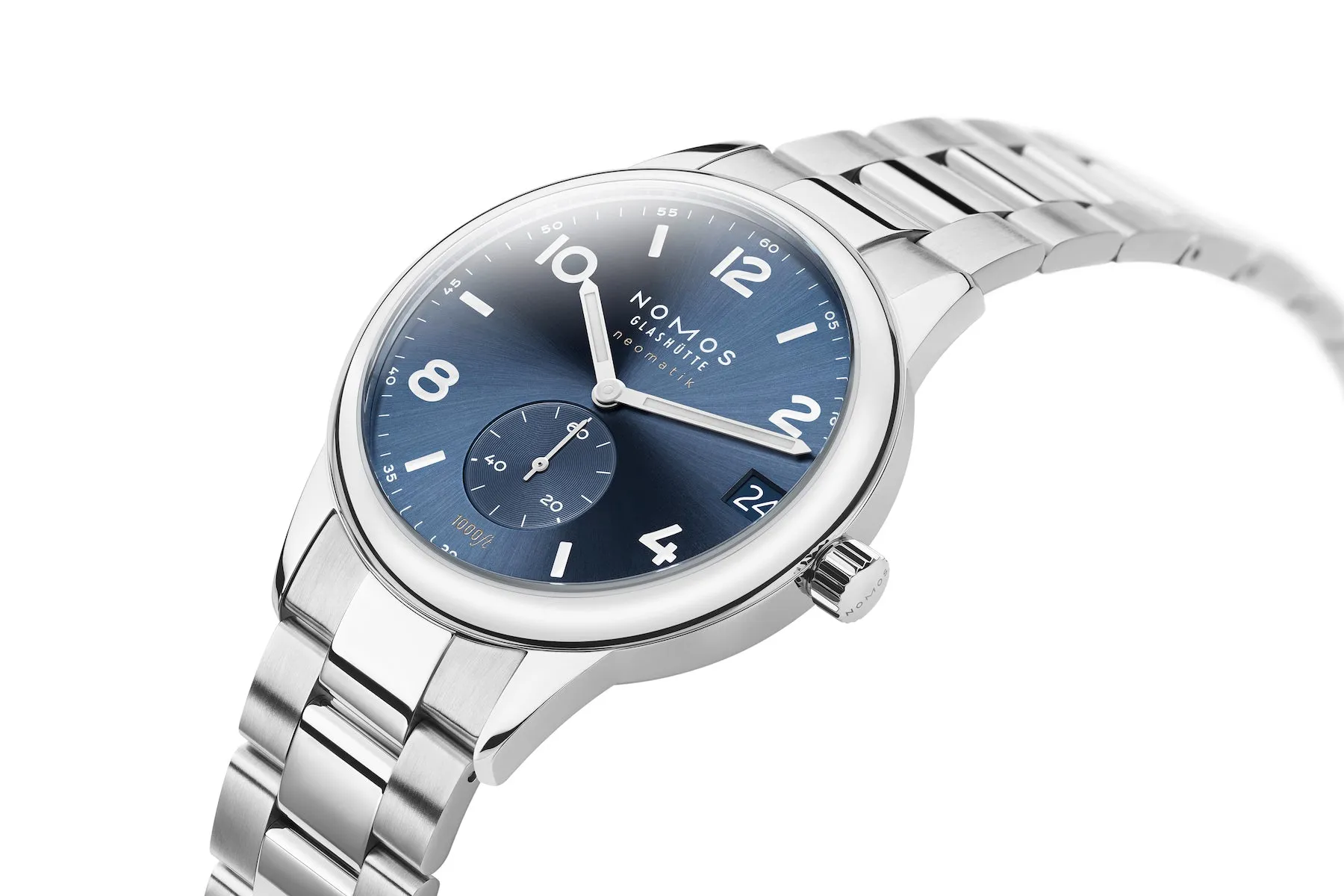 Nomos Glashütte Club Sport Neomatik 42 Date 782