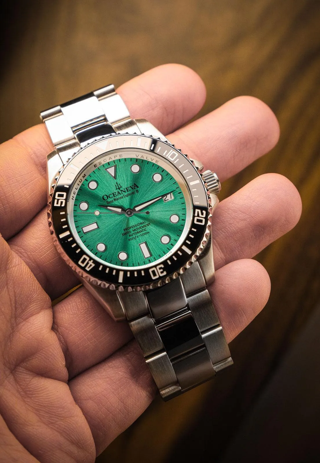 Oceaneva Men's Deep Marine Explorer II 1250M Pro Diver Watch Aquamarine Burst Dial