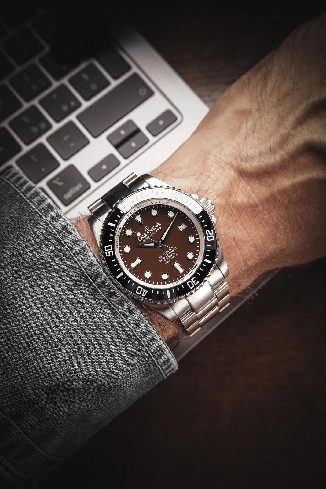 Oceaneva Men's Deep Marine Explorer II 1250M Pro Diver Watch Black and Brown