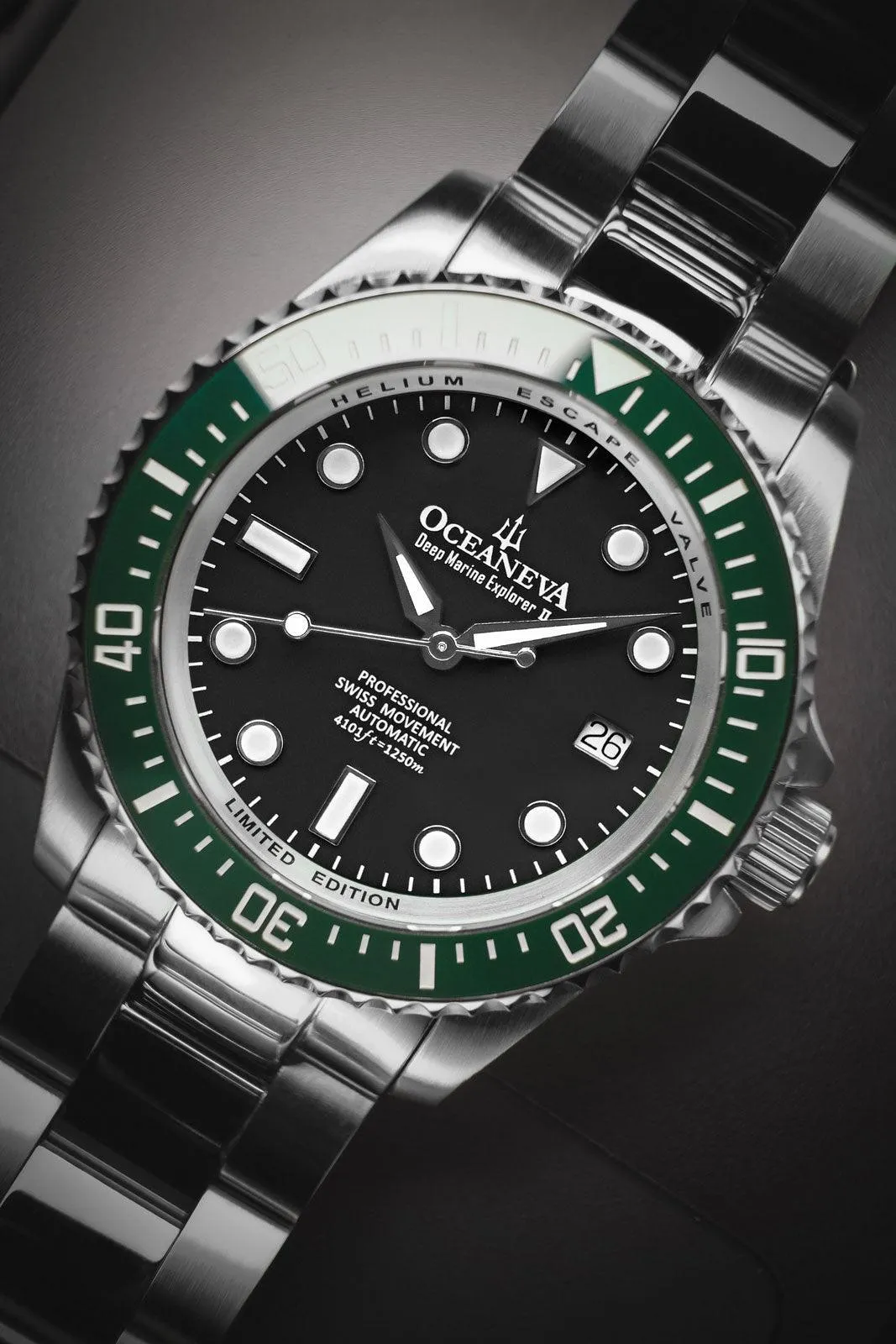 Oceaneva Men's Deep Marine Explorer II 1250M Pro Diver Watch Black and Green