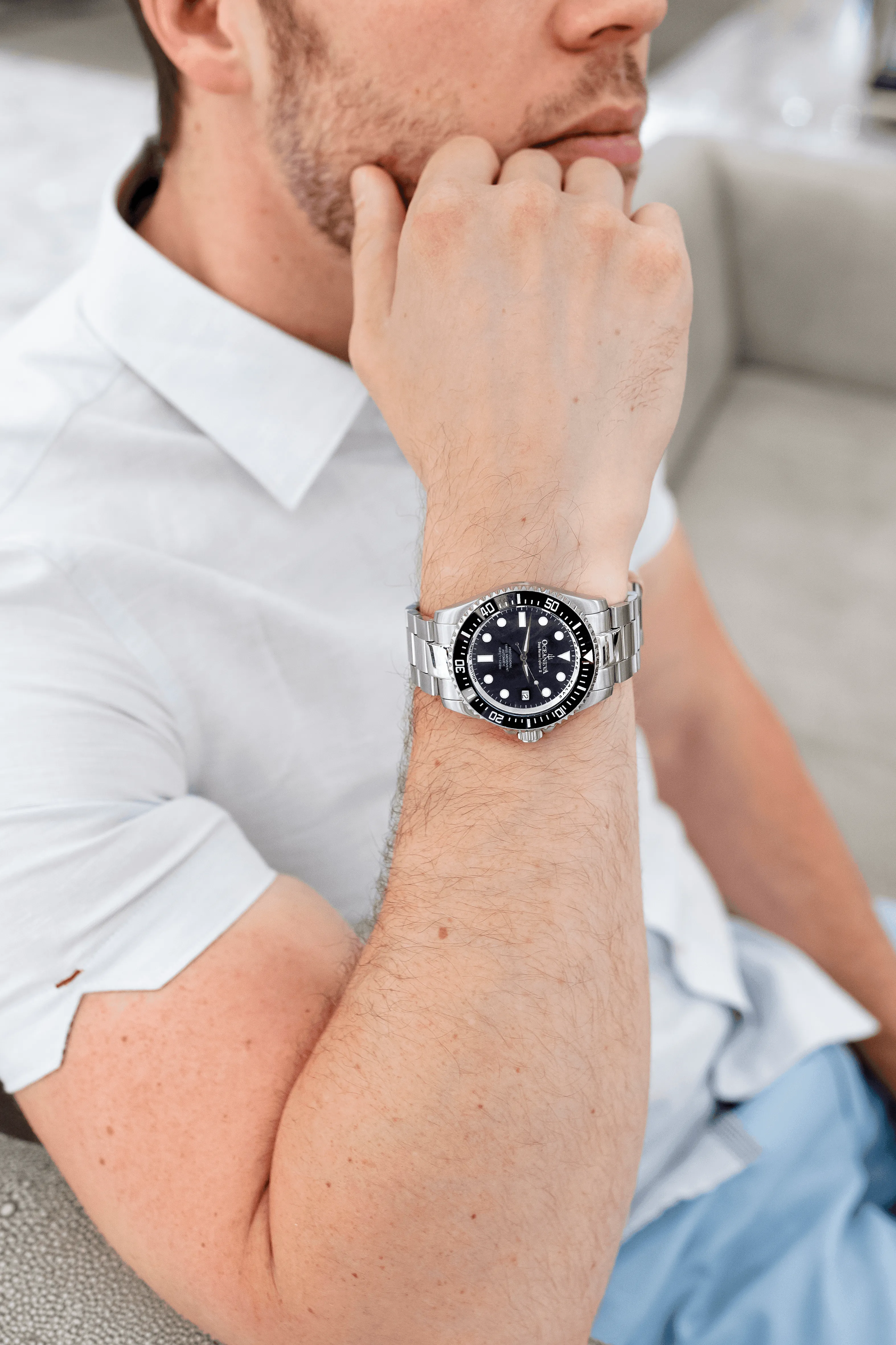 Oceaneva Men's Deep Marine Explorer II 1250M Pro Diver Watch Black Mother Of Pearl