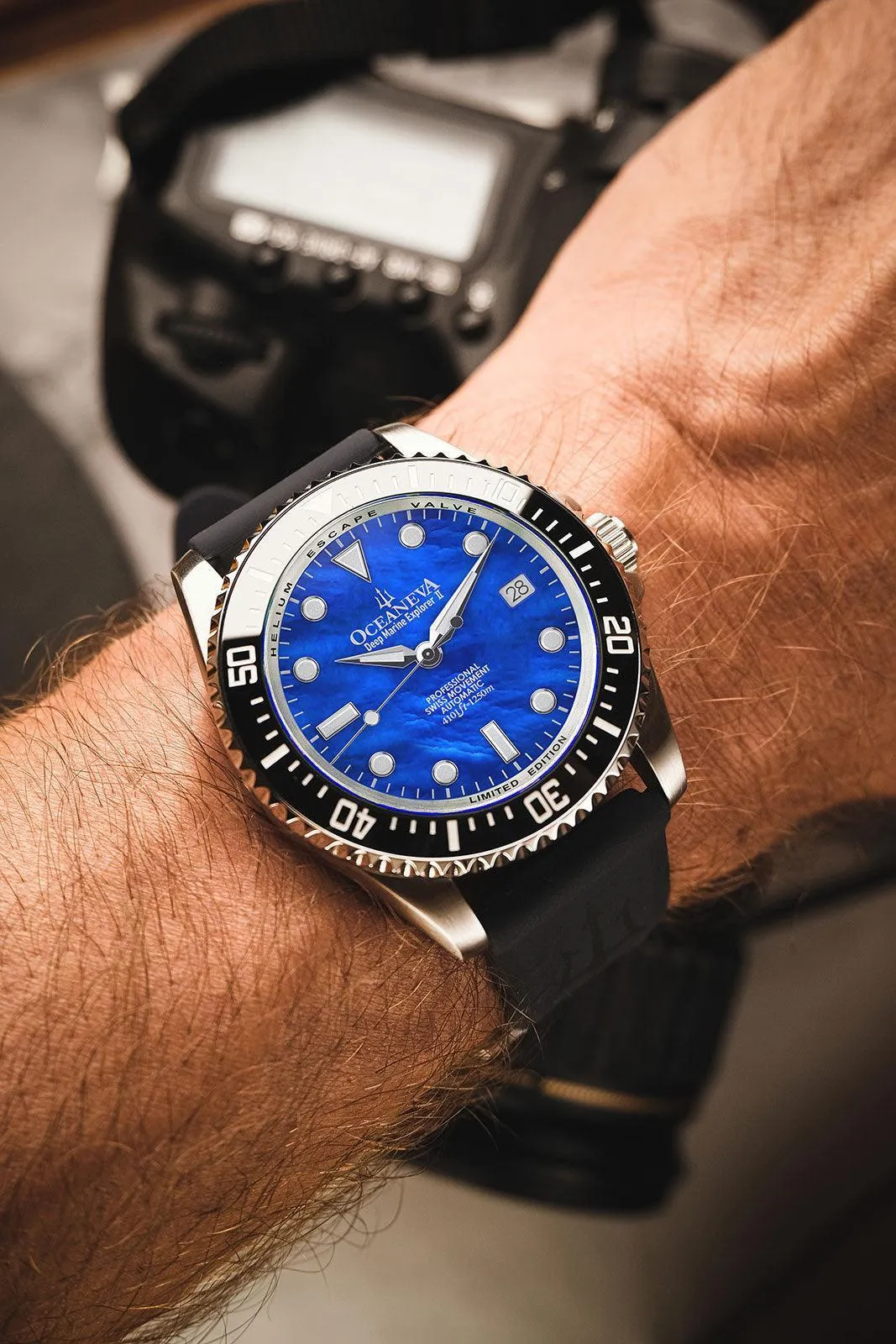 Oceaneva Men's Deep Marine Explorer II 1250M Pro Diver Watch Blue Mother Of Pearl