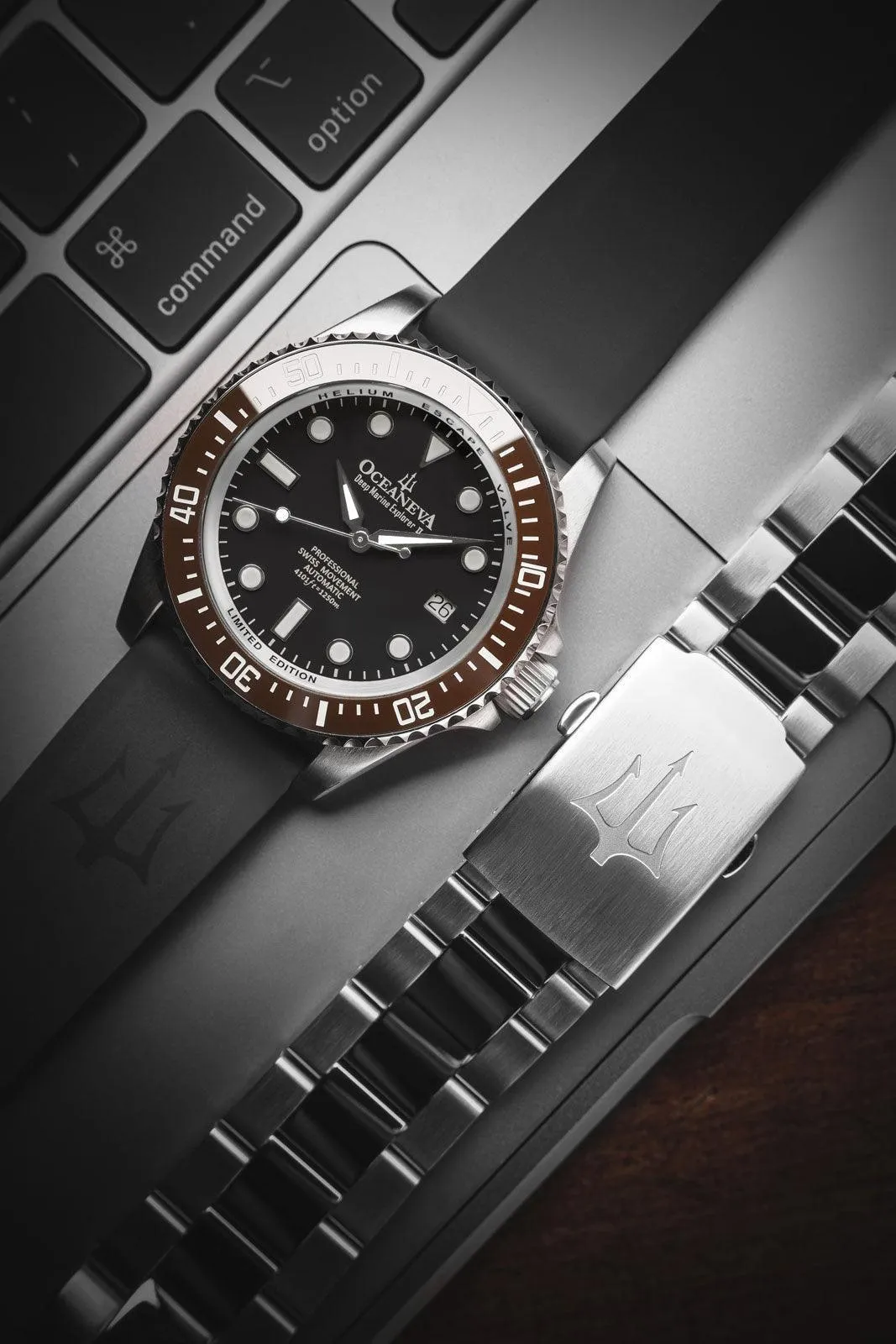 Oceaneva Men's Deep Marine Explorer II 1250M Pro Diver Watch Brown Black