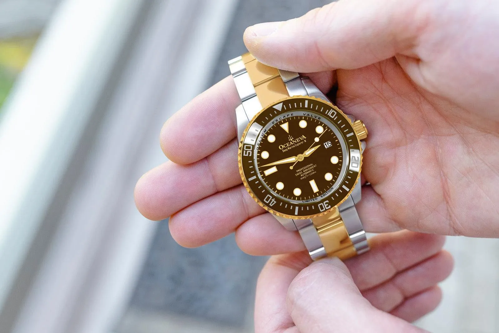 Oceaneva Men's Deep Marine Explorer II 1250M Pro Diver Watch Brown Yellow Gold