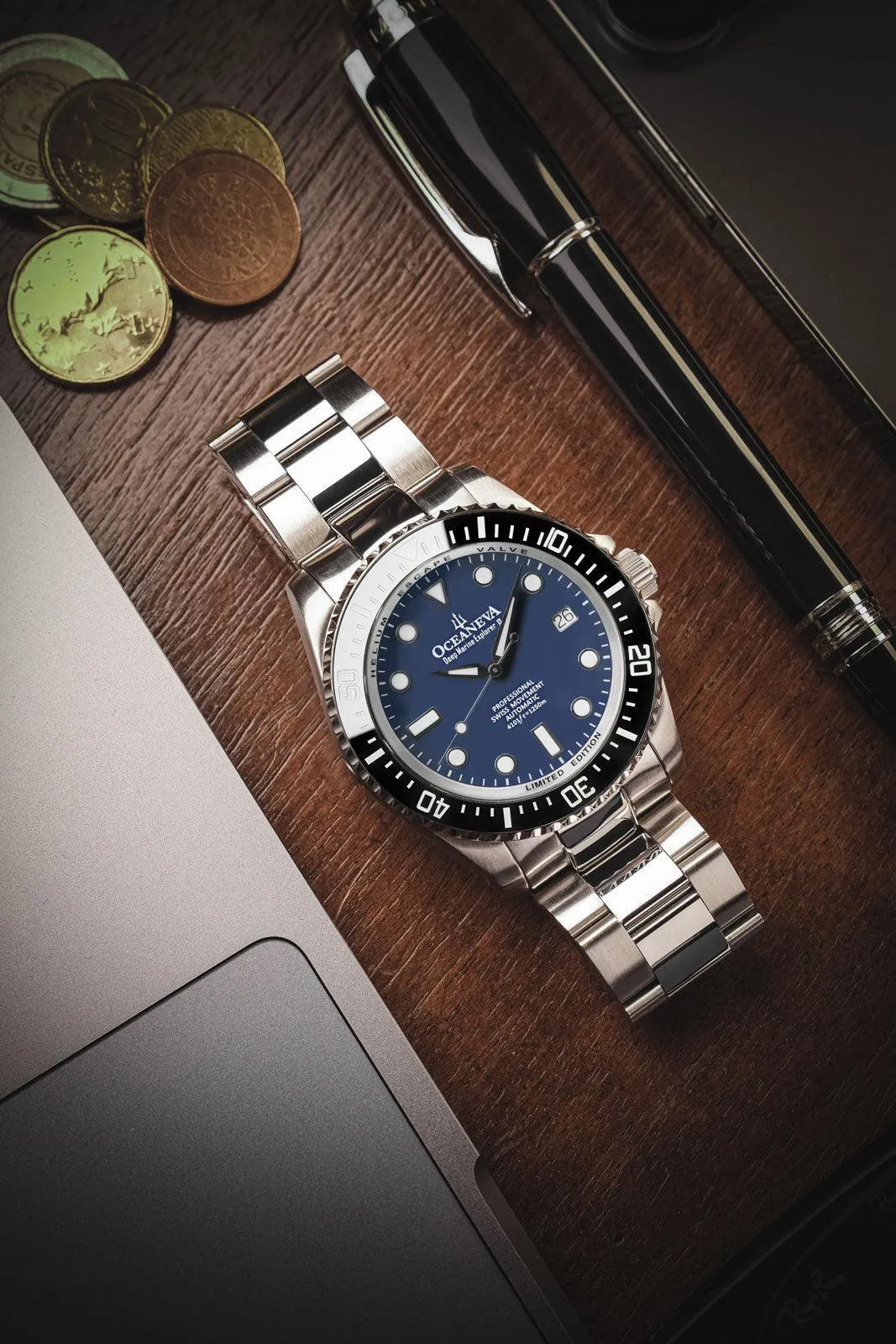 Oceaneva Men's Deep Marine Explorer II 1250M Pro Diver Watch Navy Blue