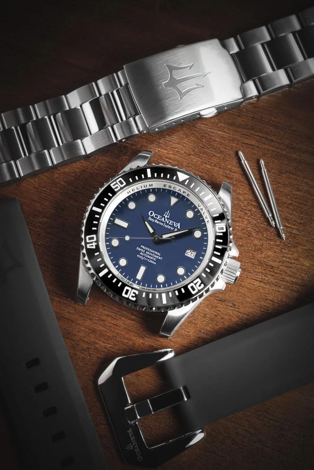 Oceaneva Men's Deep Marine Explorer II 1250M Pro Diver Watch Navy Blue