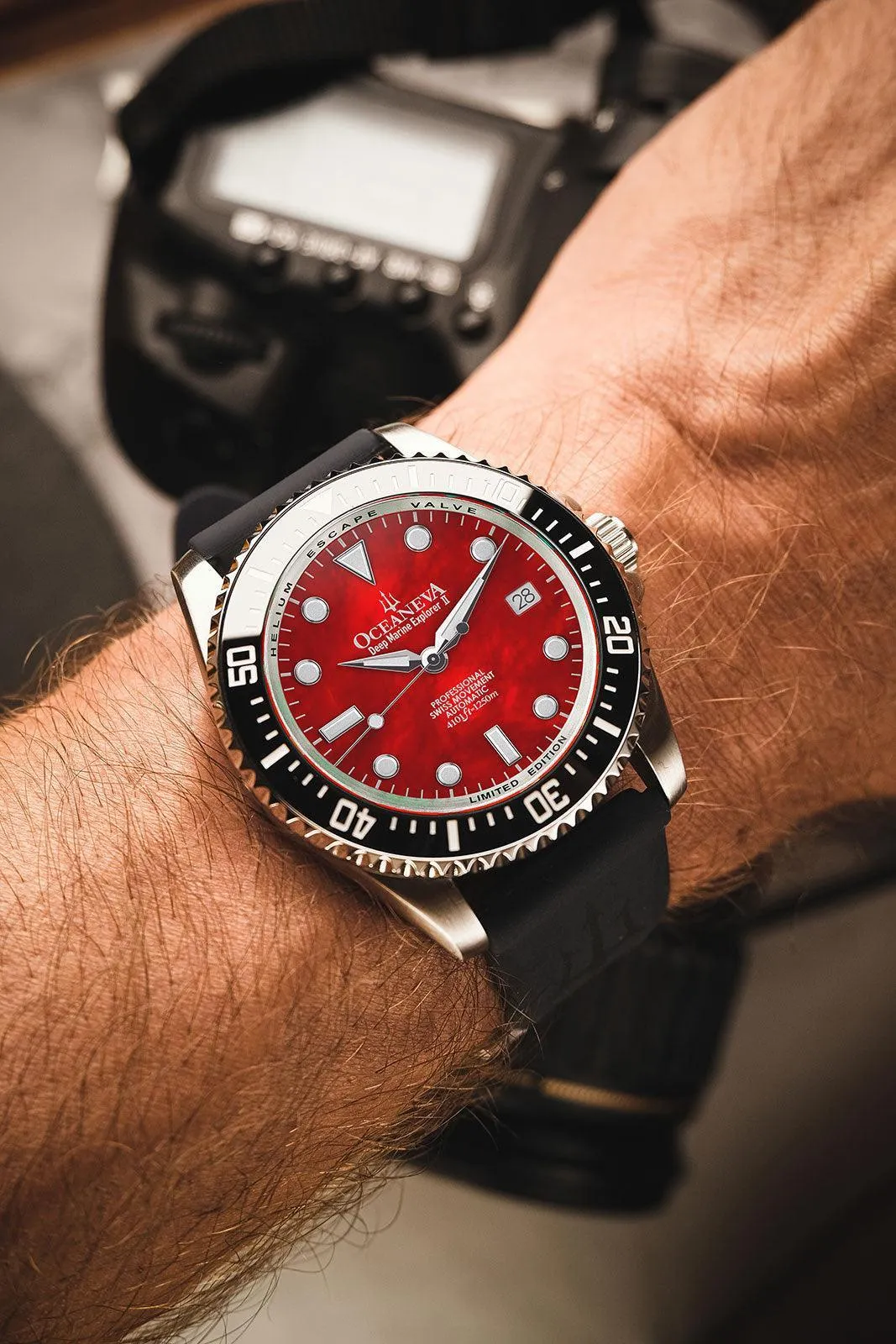Oceaneva Men's Deep Marine Explorer II 1250M Pro Diver Watch Red Mother of Pearl Dial