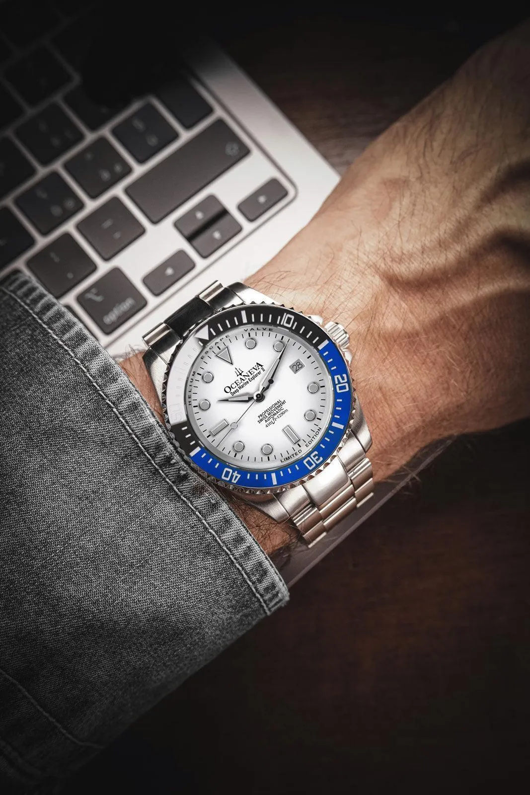 Oceaneva Men's Deep Marine Explorer II 1250M Pro Diver Watch White Dial