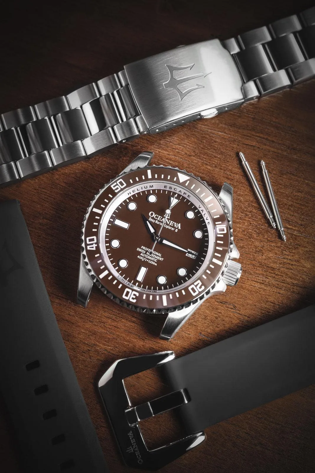 Oceaneva Men's Deep Marine Explorer II1250M Pro Diver Watch Brown