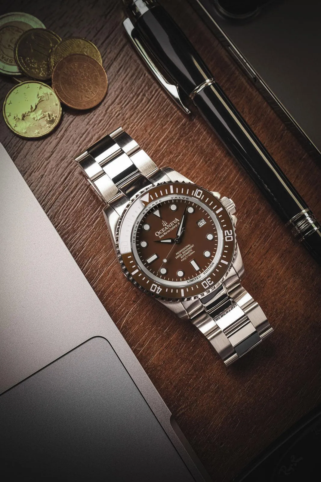 Oceaneva Men's Deep Marine Explorer II1250M Pro Diver Watch Brown