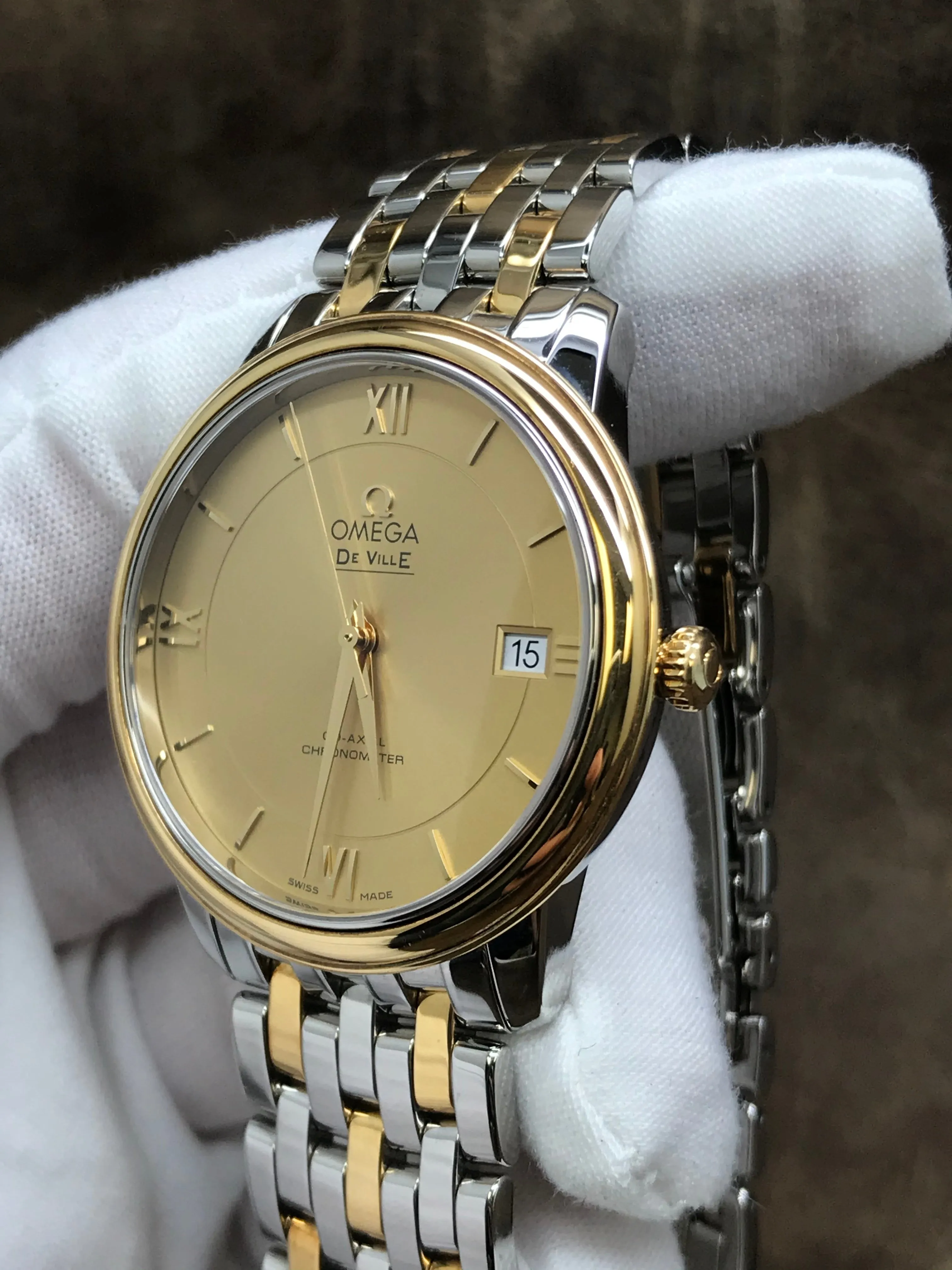 Omega De Ville Prestige Co-Axial 424.20.37.20.08.001 Champagne Dial Automatic Watch