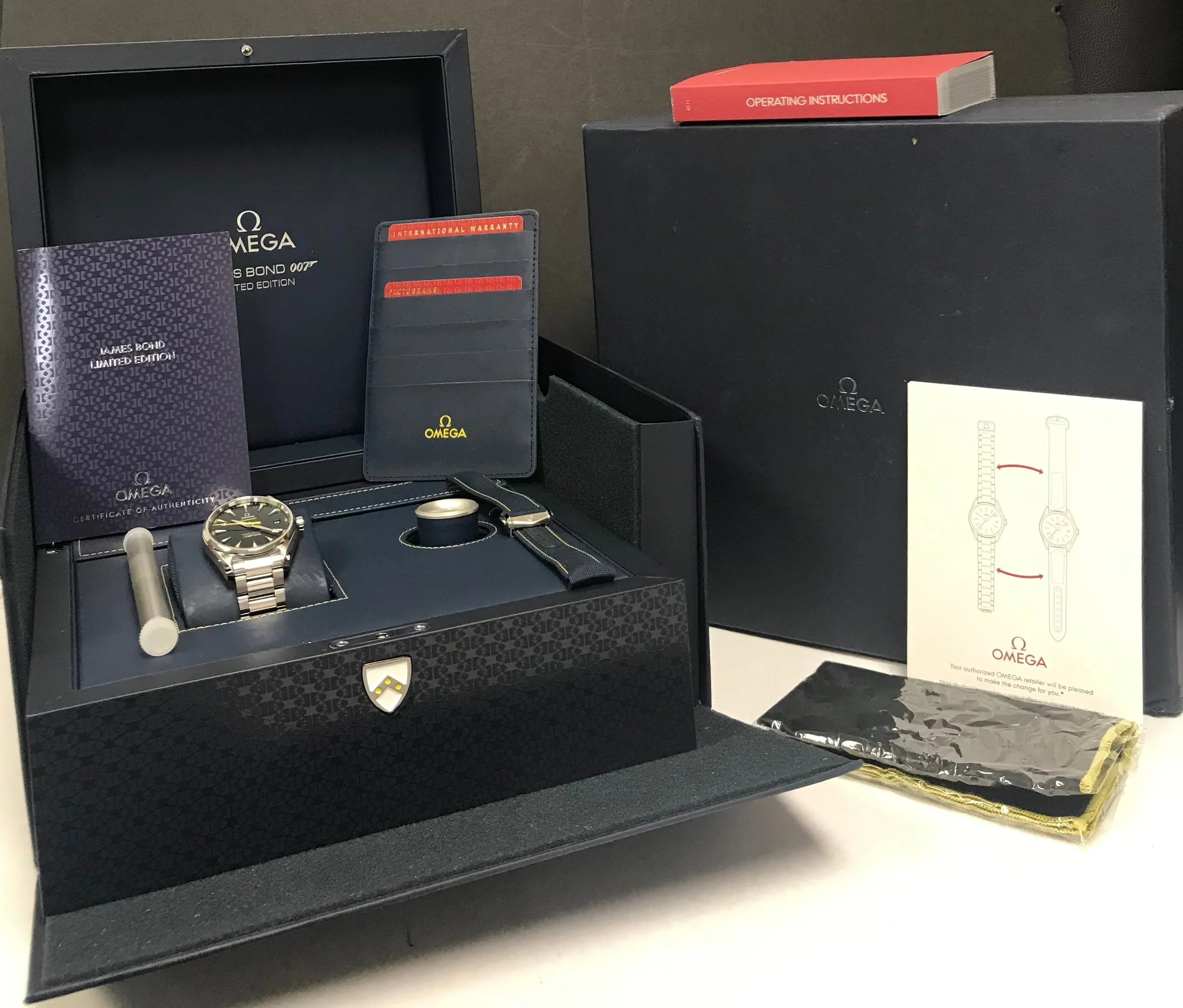 Omega Seamaster Aqua Terra James Bond Spectre Full B&P 231.10.42.21.03.004 Blue Dial Automatic Men's Watch