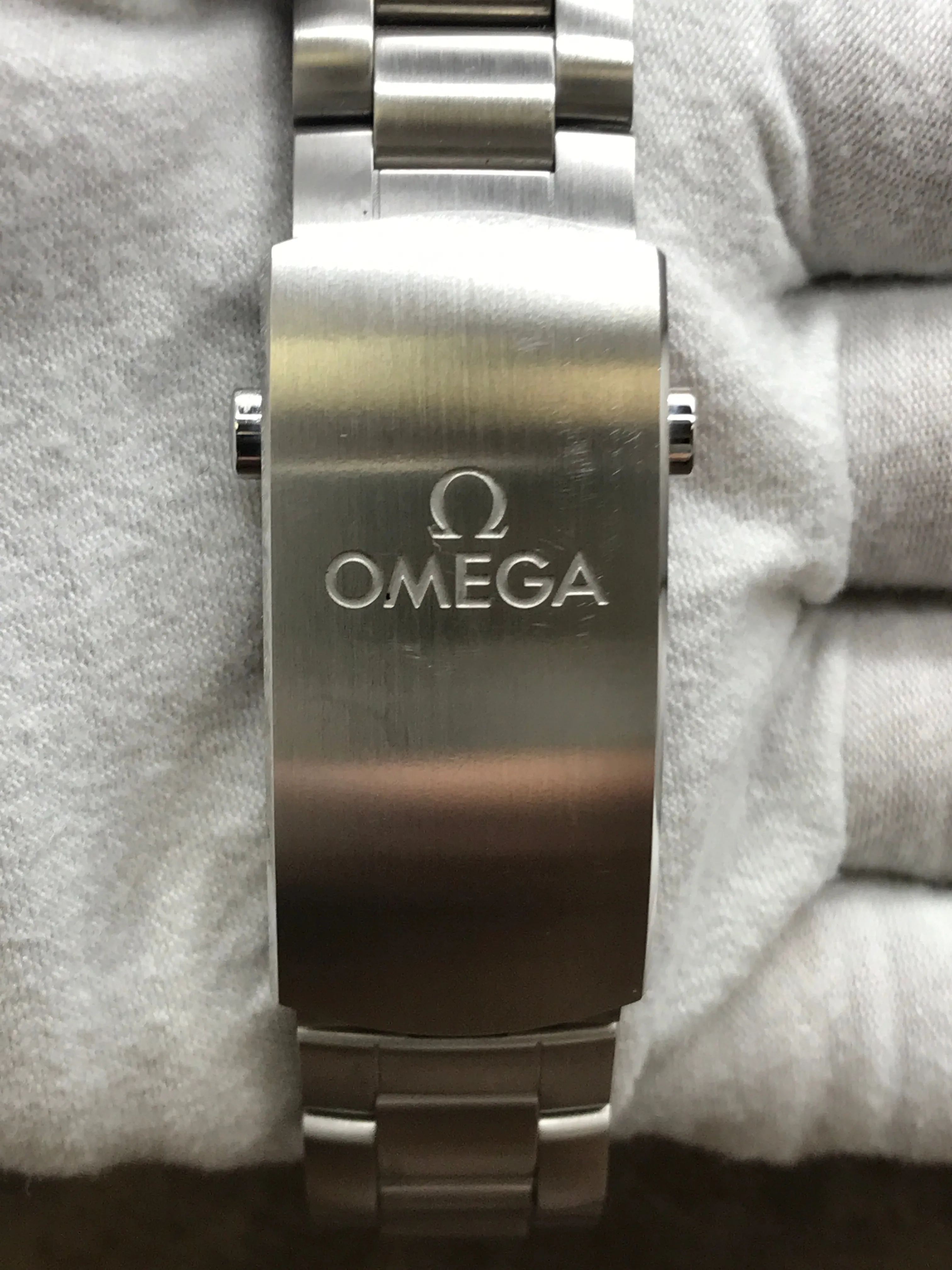 Omega Seamaster Planet Ocean GMT 215.30.44.22.01.001 Black Dial Automatic Men's Watch