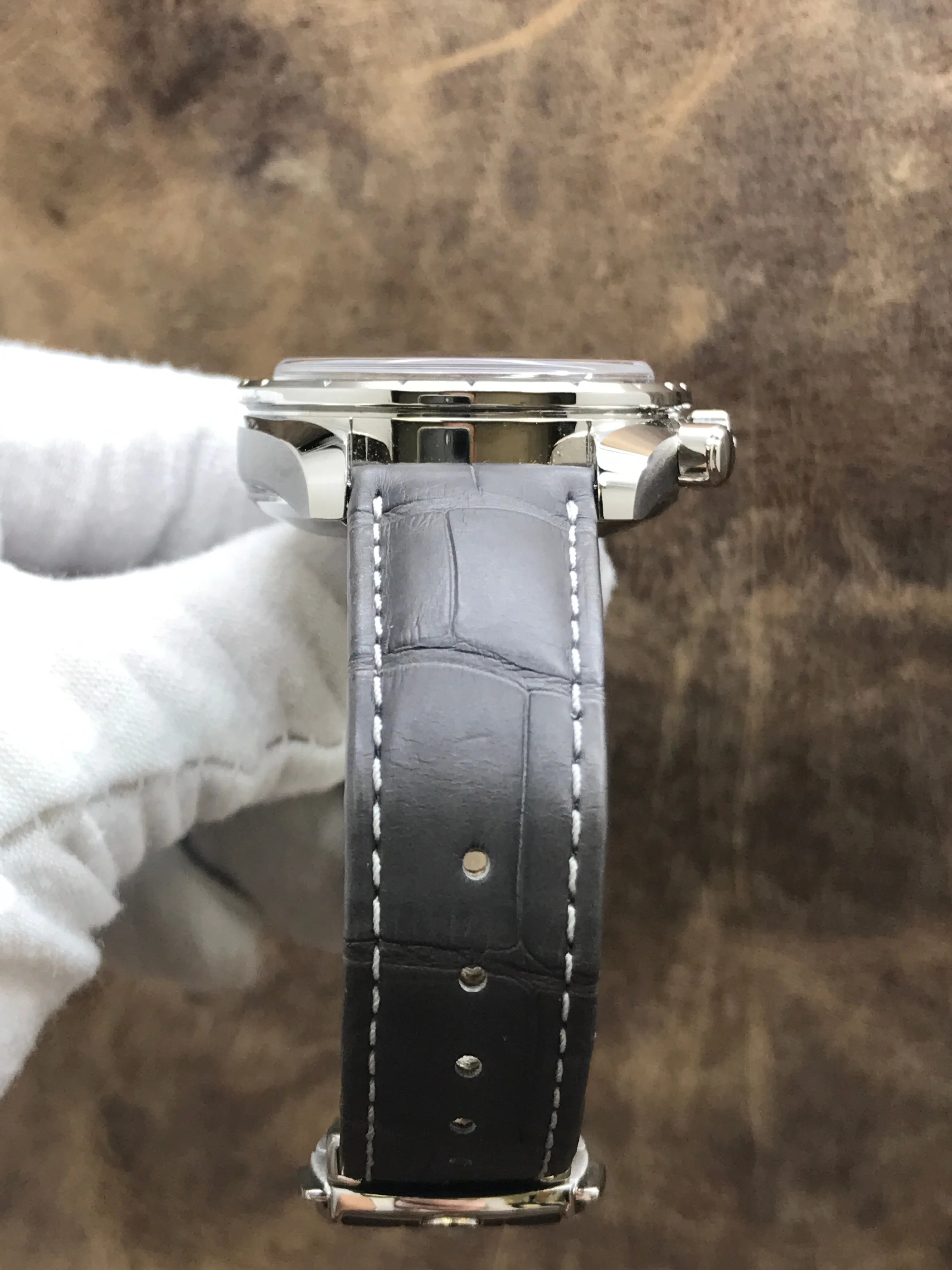 Omega Speedmaster 324.30.38.50.06.001 Gray Dial Automatic Men's Watch