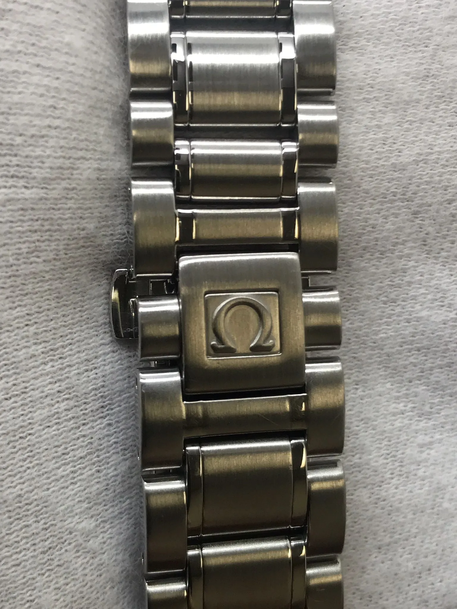 Omega Speedmaster Day-Date 3523.30.00 Silver Dial Automatic Men's Watch