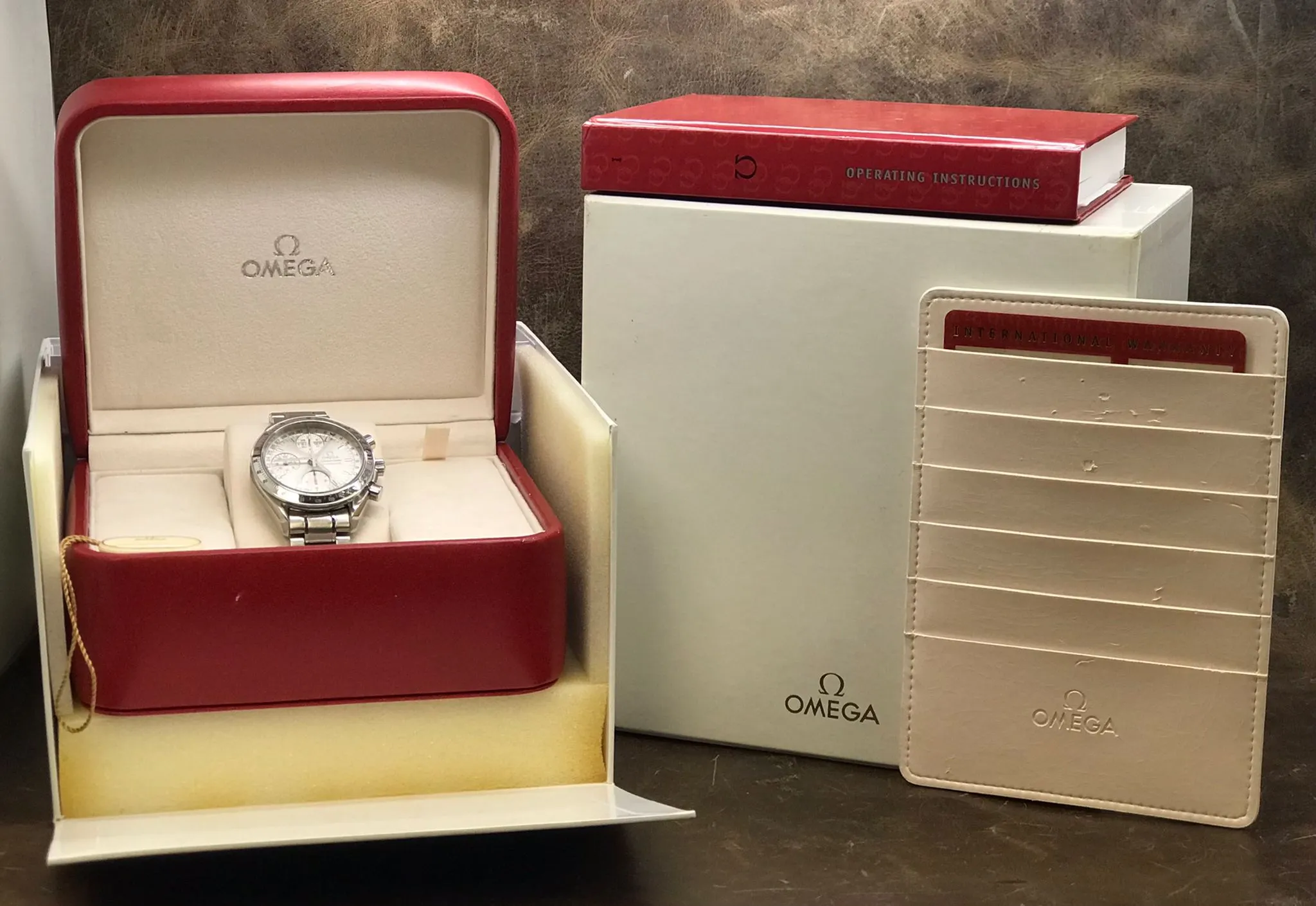 Omega Speedmaster Day-Date 3523.30.00 Silver Dial Automatic Men's Watch