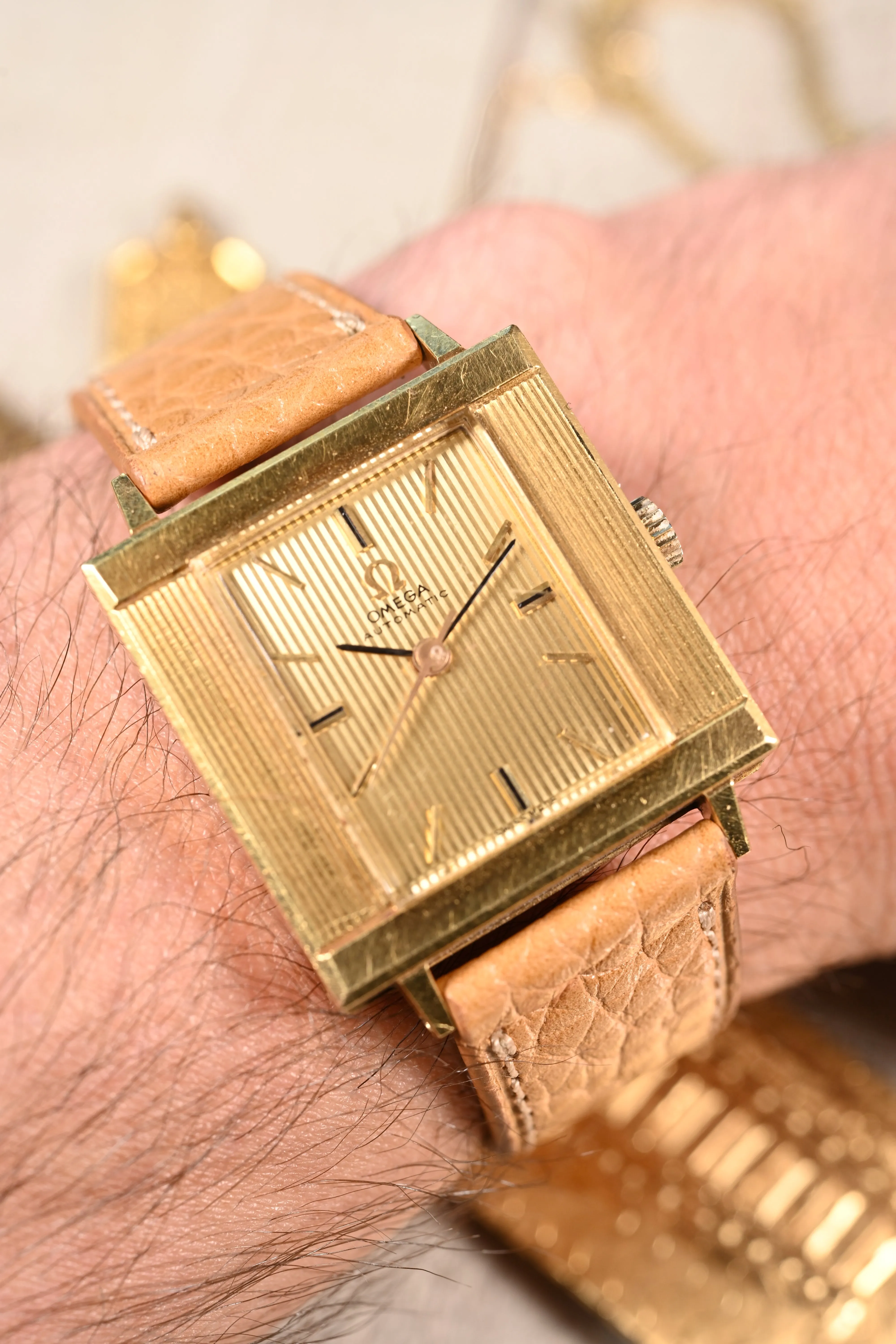 Omega Tank 14249-61