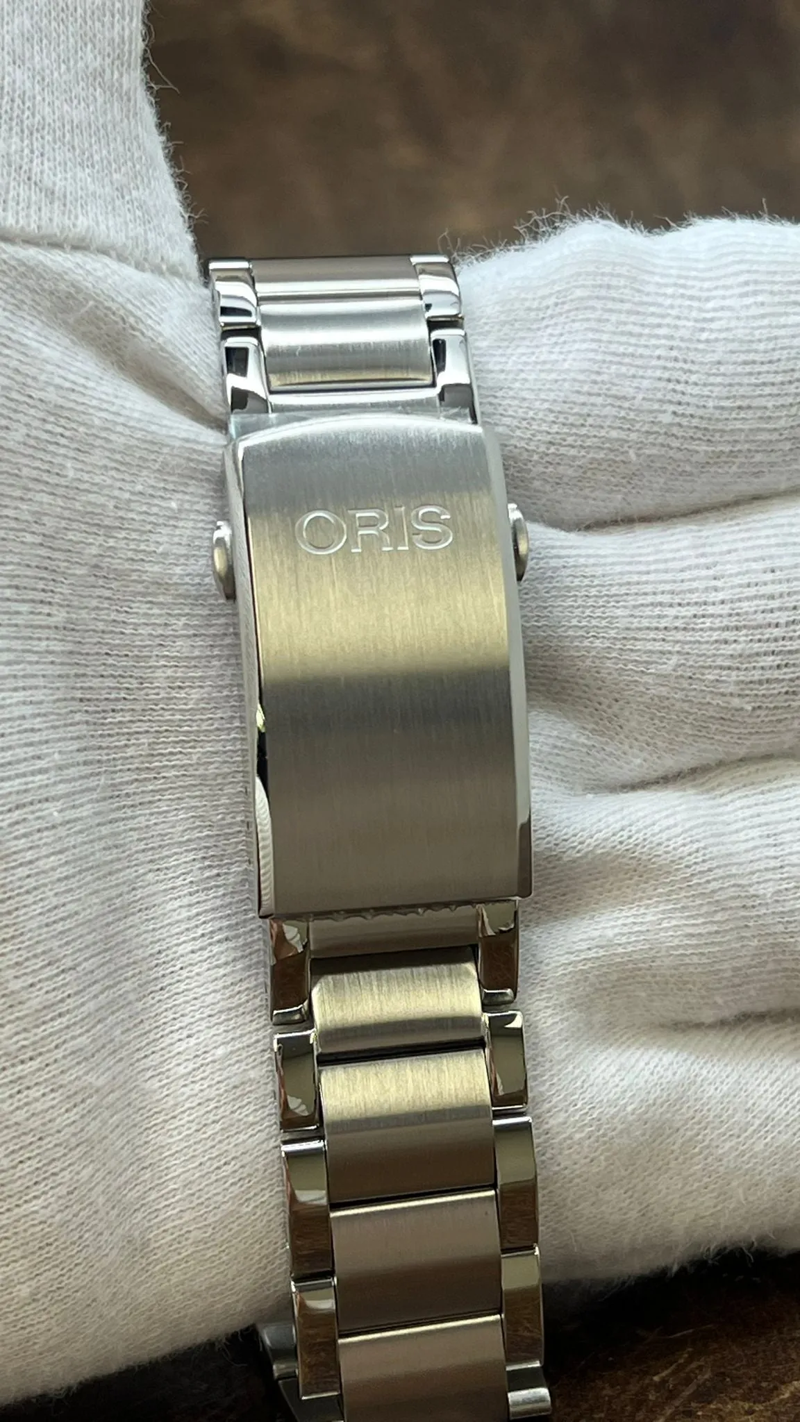 Oris Aquis Dat Watt Limited Edition II 01 743 7734 4197 Green Dial Automatic Men's Watch