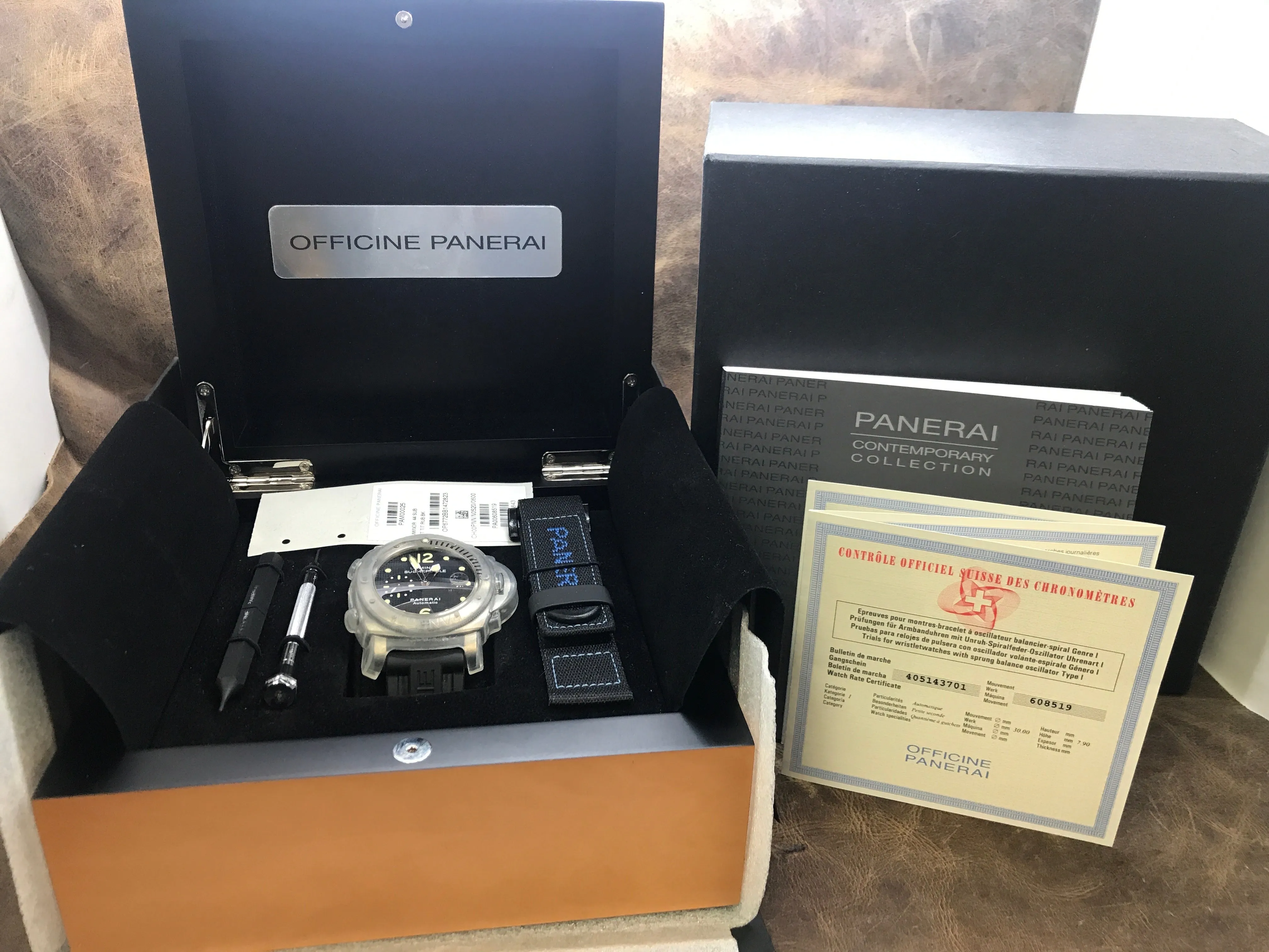 Panerai Luminor Submersible PAM00025 Black Dial Automatic Men's Watch