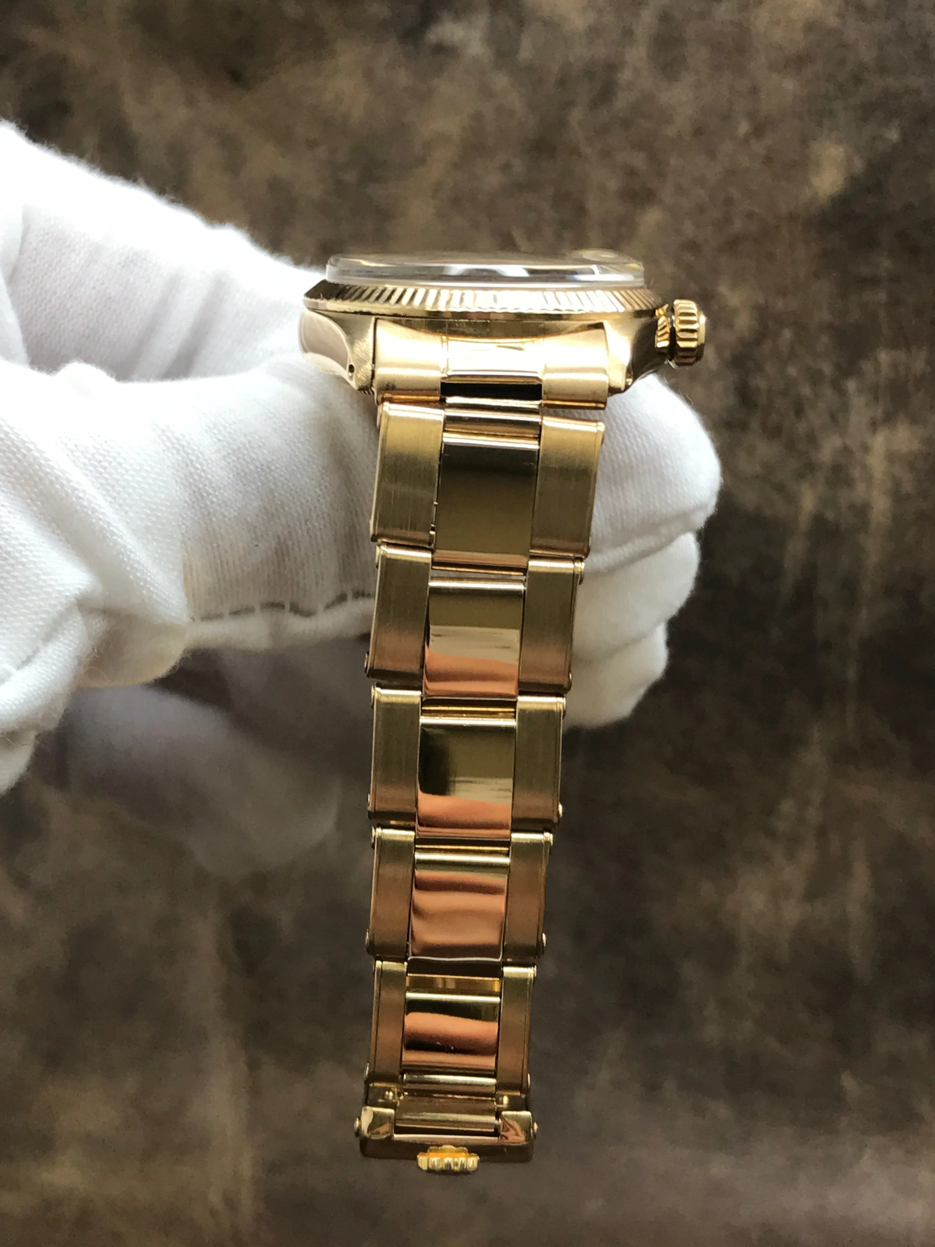 Rolex Date 31mm 6627 Gold-tone Dial Automatic Watch