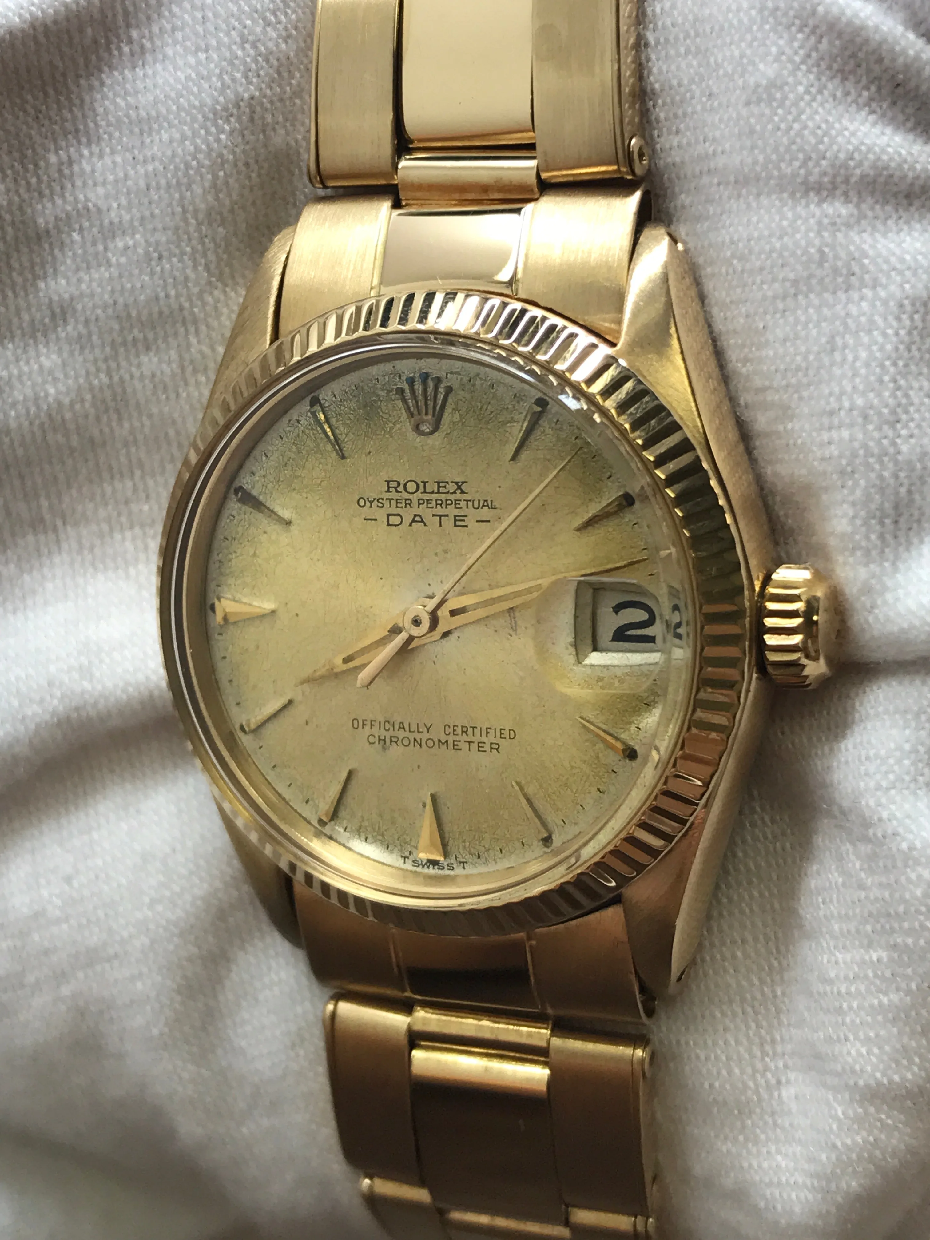 Rolex Date 31mm 6627 Gold-tone Dial Automatic Watch