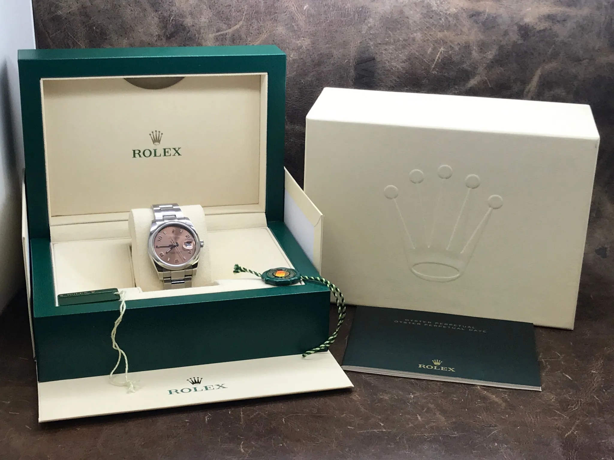 Rolex Date 34mm 115200 Salmon Dial Automatic Watch