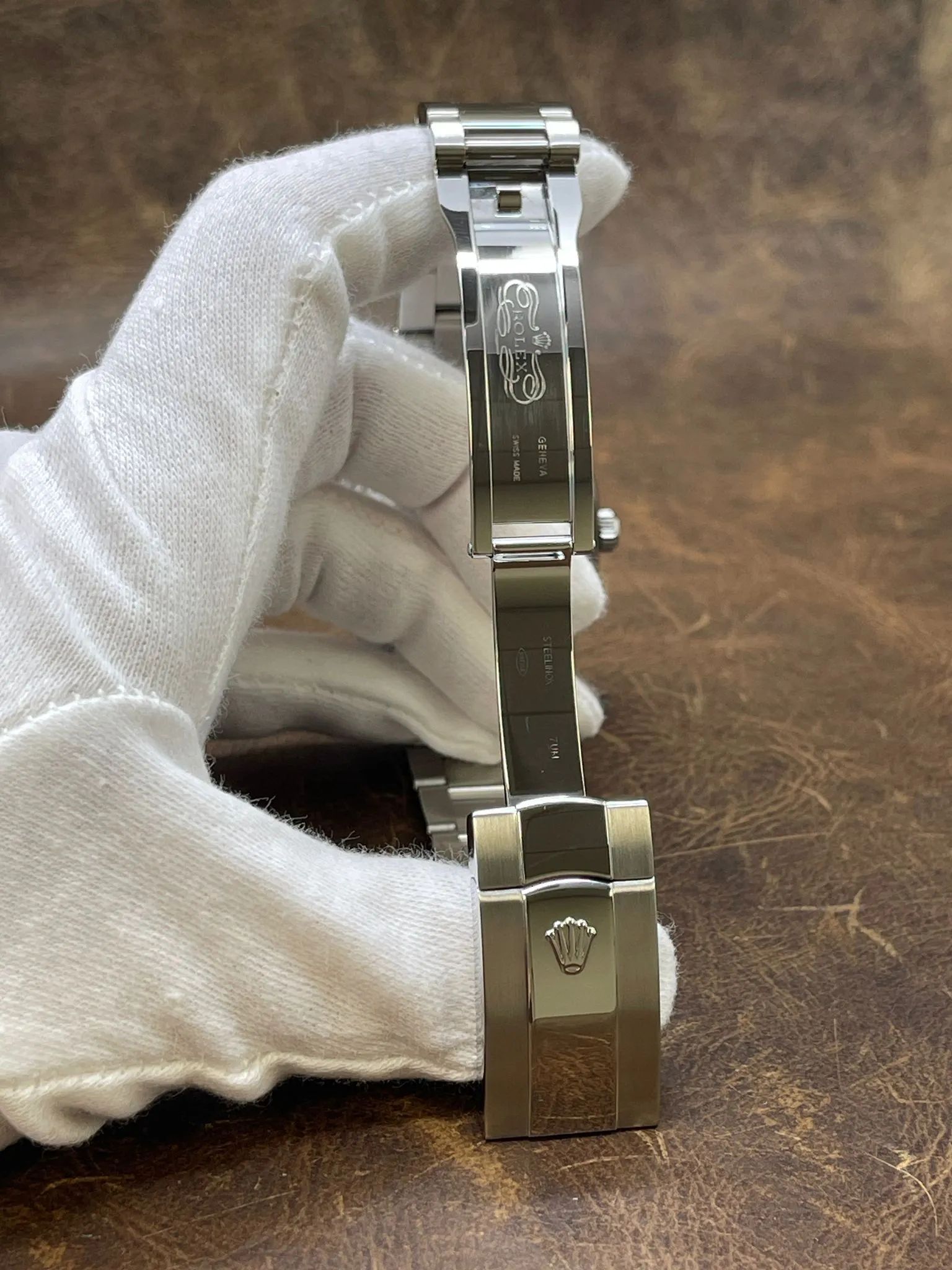 Rolex Date 34mm 115200 Salmon Dial Automatic Watch