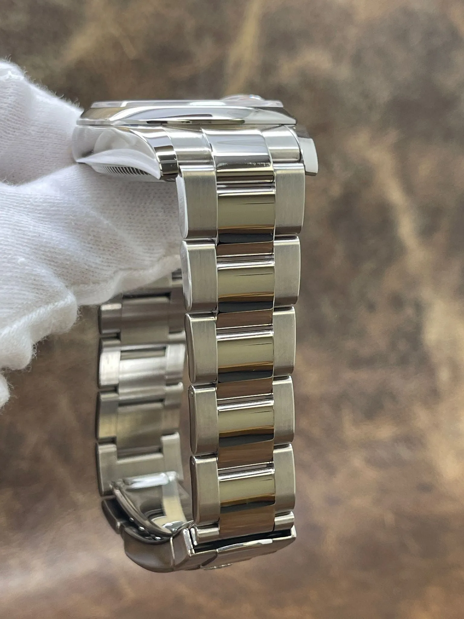 Rolex Date 34mm 115200 Salmon Dial Automatic Watch