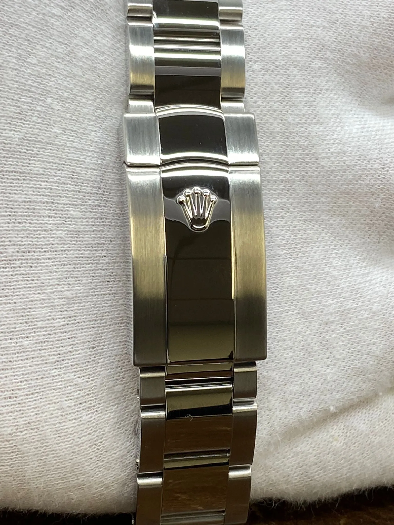 Rolex Date 34mm 115234 Silver Dial Automatic Watch