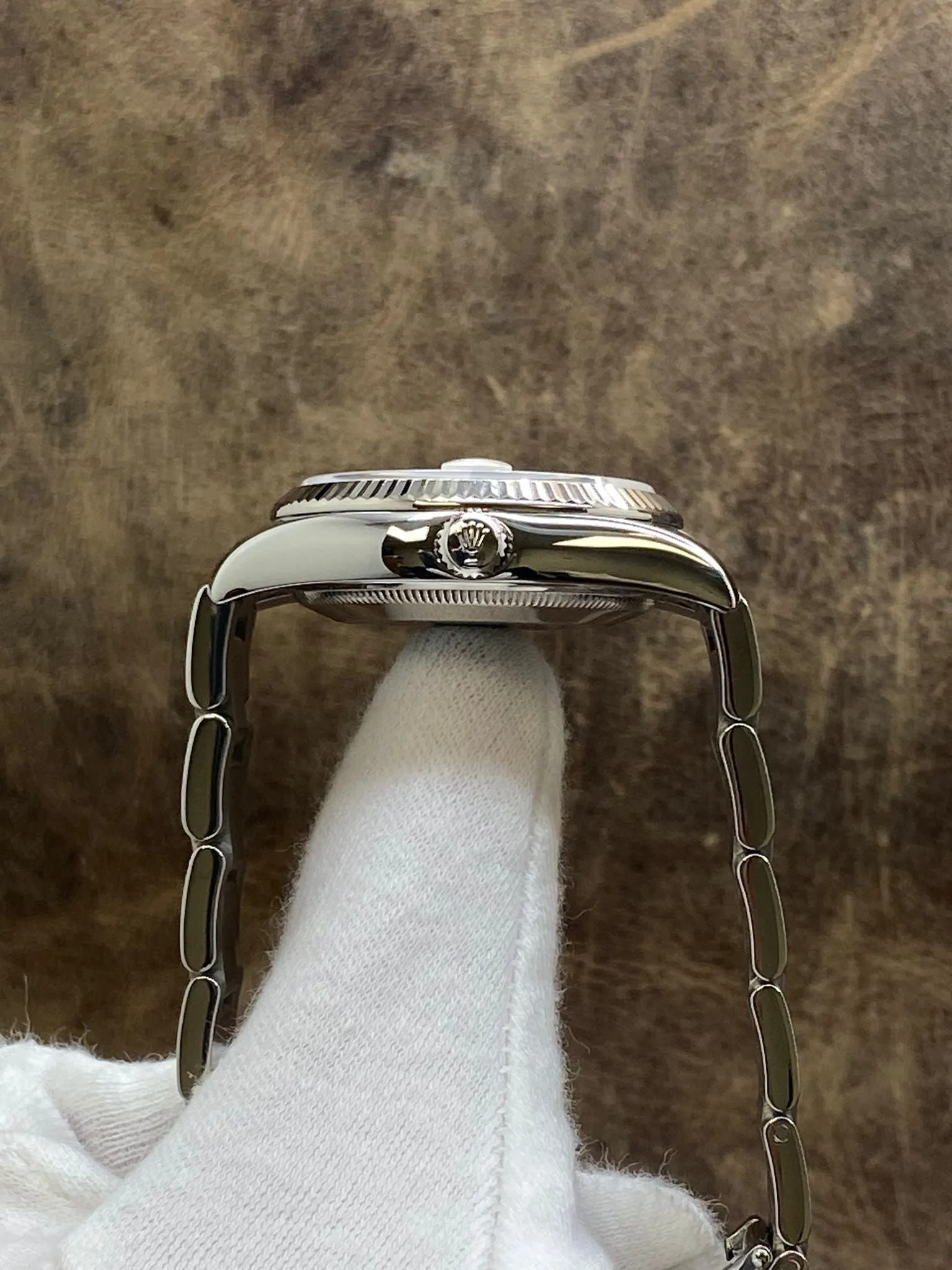 Rolex Date 34mm 115234 Silver Dial Automatic Watch