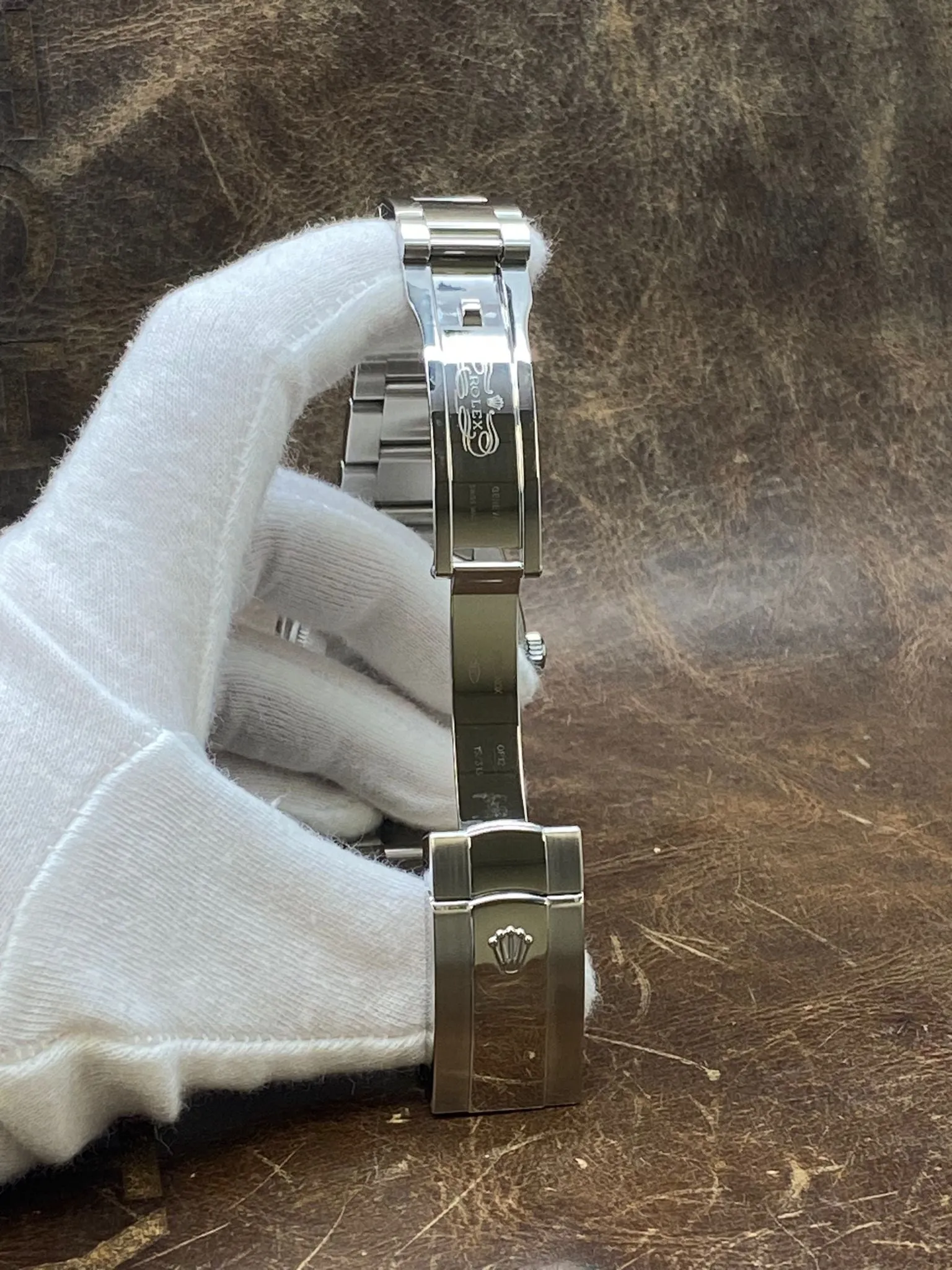Rolex Date 34mm 115234 Silver Dial Automatic Watch